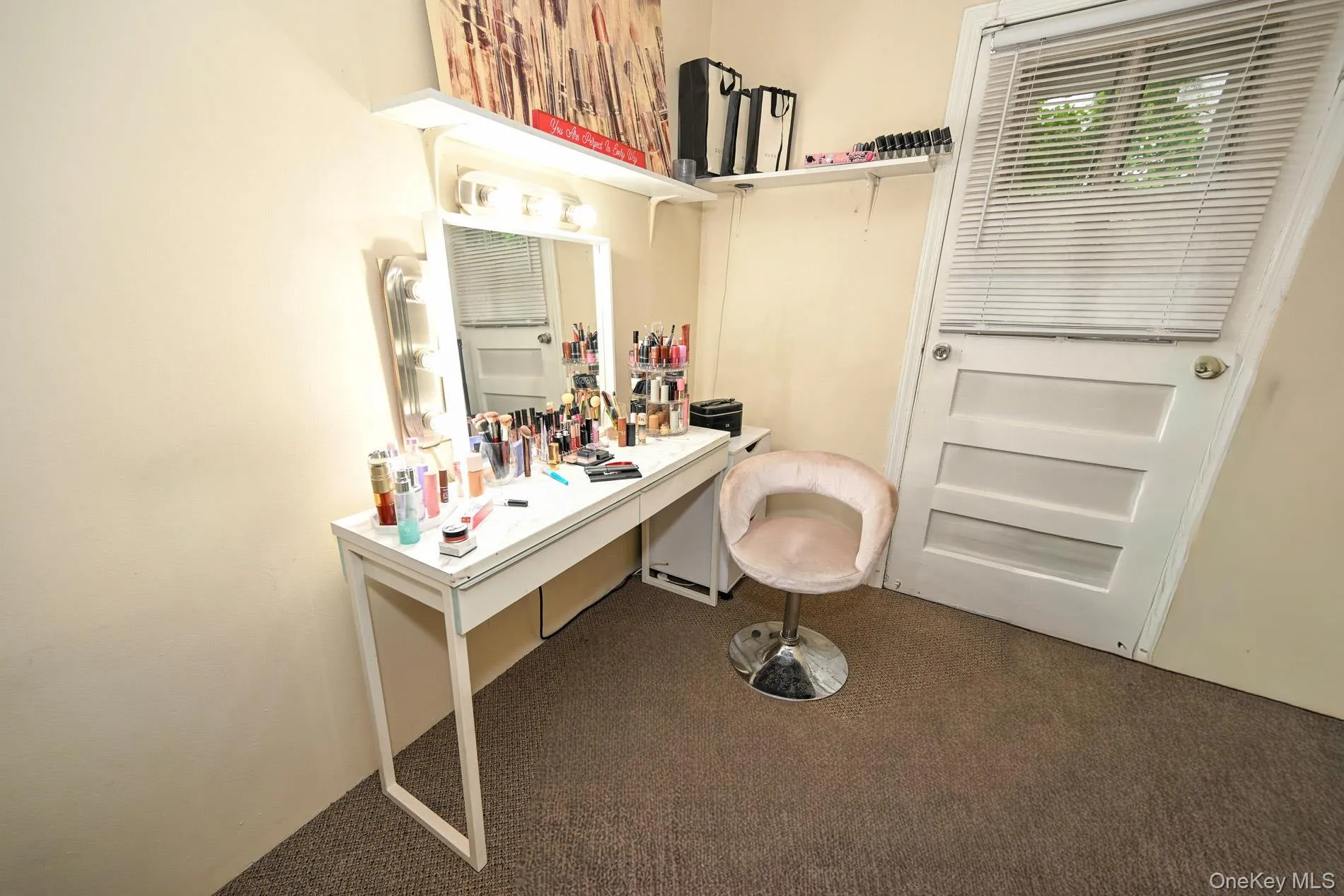 41 Porter Street, Hempstead, NY, 3 Bedrooms Bedrooms, 5 Rooms Rooms,1 BathroomBathrooms,Residential,For Rent,Porter,0,1050566 41 Porter Street, Hempstead, NY, 3 Bedrooms Bedrooms, 5 Rooms Rooms,1 BathroomBathrooms,Residential,For Rent,Porter,0,1050566