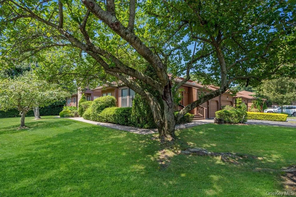 20 Hunt Court, Oyster Bay, NY, 3 Bedrooms Bedrooms, 10 Rooms Rooms,3 BathroomsBathrooms,Residential,For Rent,Hunt,0,1050571 20 Hunt Court, Oyster Bay, NY, 3 Bedrooms Bedrooms, 10 Rooms Rooms,3 BathroomsBathrooms,Residential,For Rent,Hunt,0,1050571