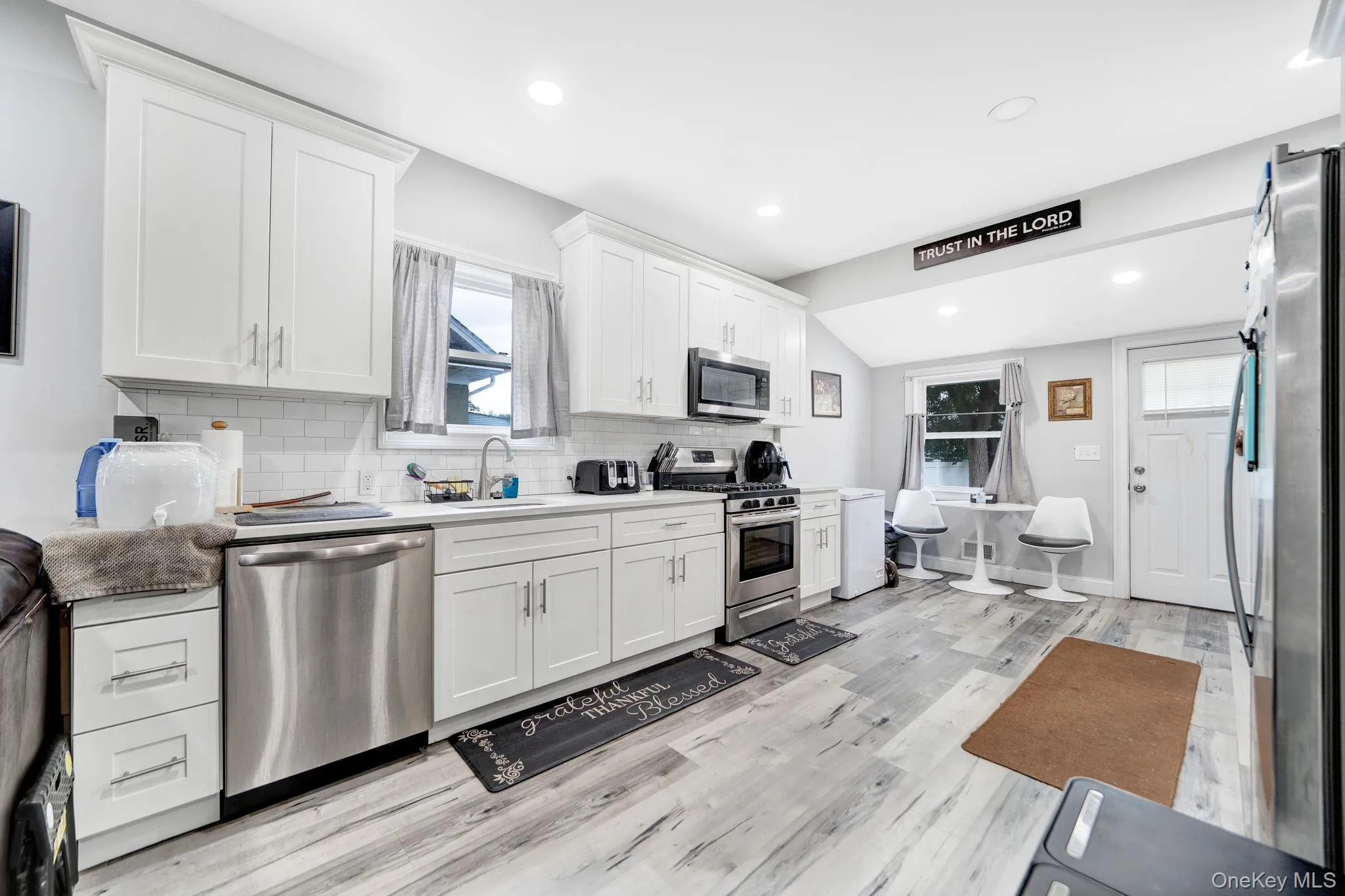 110 Park Avenue, Islip, NY, 4 Bedrooms Bedrooms, 7 Rooms Rooms,2 BathroomsBathrooms,Residential,For Rent,Park,0,1050572 110 Park Avenue, Islip, NY, 4 Bedrooms Bedrooms, 7 Rooms Rooms,2 BathroomsBathrooms,Residential,For Rent,Park,0,1050572