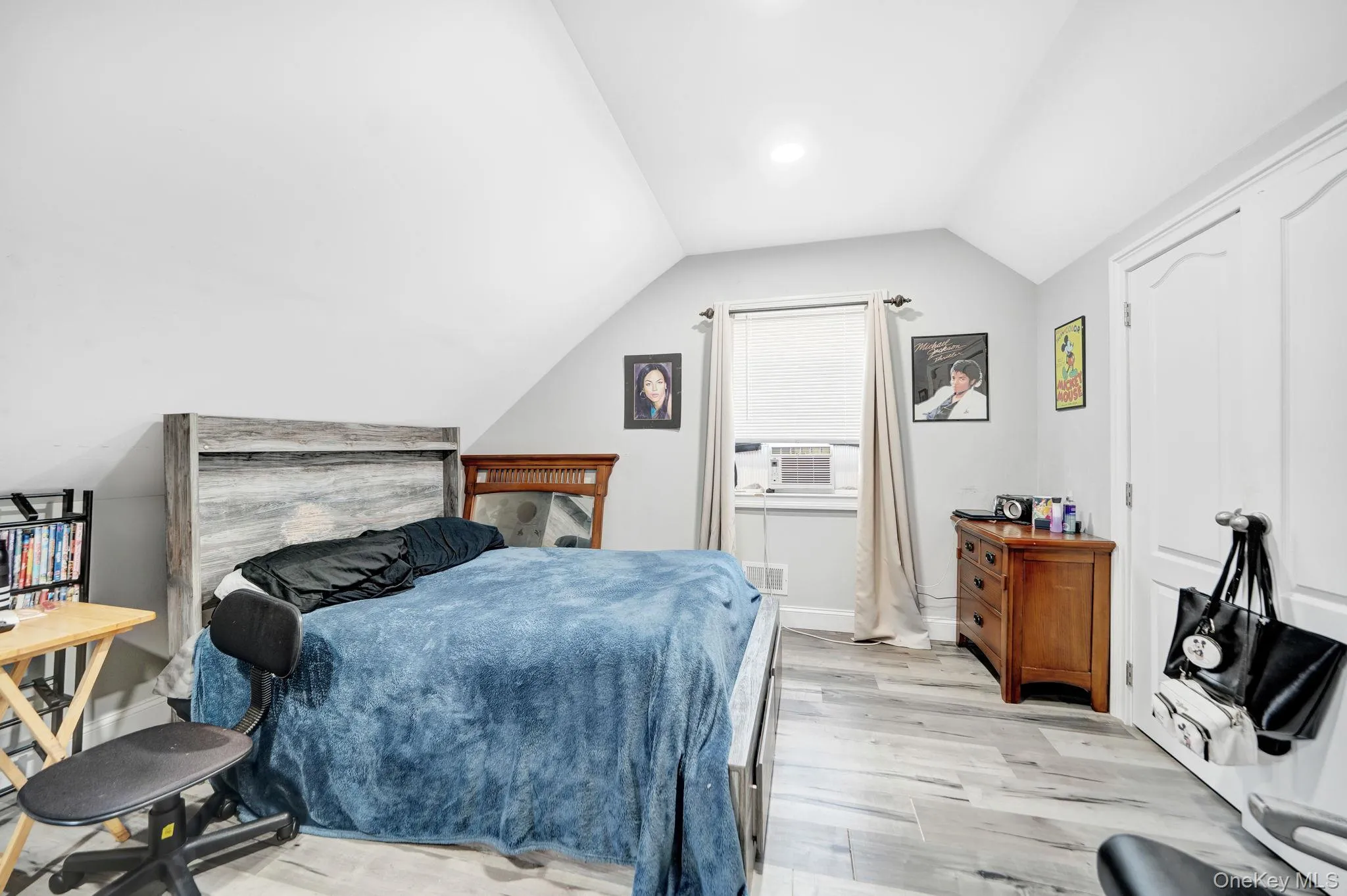 110 Park Avenue, Islip, NY, 4 Bedrooms Bedrooms, 7 Rooms Rooms,2 BathroomsBathrooms,Residential,For Rent,Park,0,1050572 110 Park Avenue, Islip, NY, 4 Bedrooms Bedrooms, 7 Rooms Rooms,2 BathroomsBathrooms,Residential,For Rent,Park,0,1050572