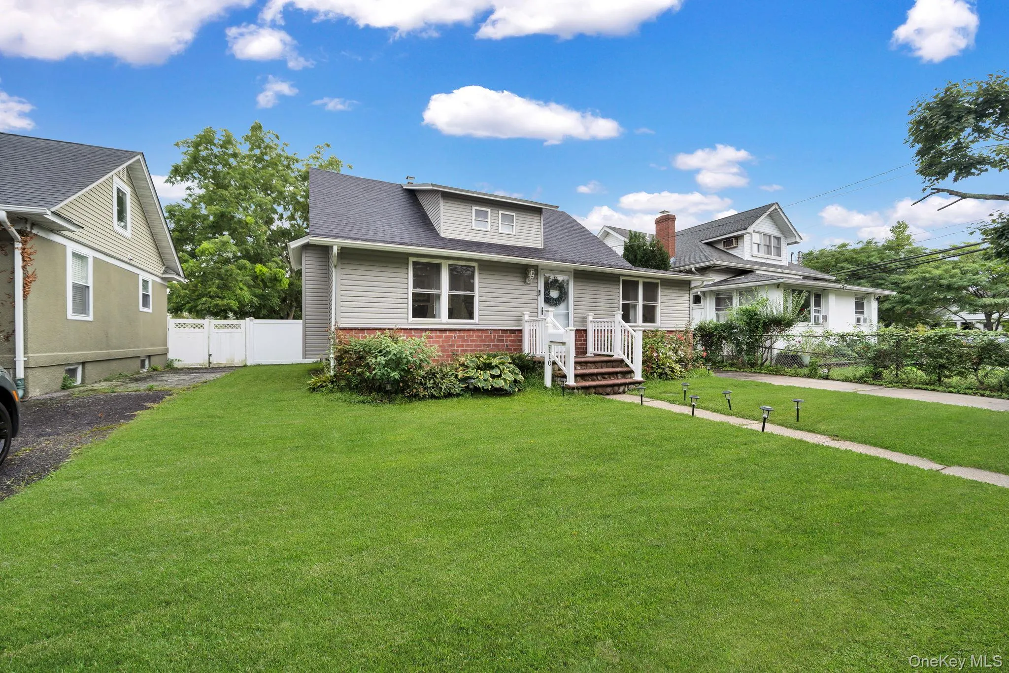 110 Park Avenue, Islip, NY, 4 Bedrooms Bedrooms, 7 Rooms Rooms,2 BathroomsBathrooms,Residential,For Rent,Park,0,1050572 110 Park Avenue, Islip, NY, 4 Bedrooms Bedrooms, 7 Rooms Rooms,2 BathroomsBathrooms,Residential,For Rent,Park,0,1050572