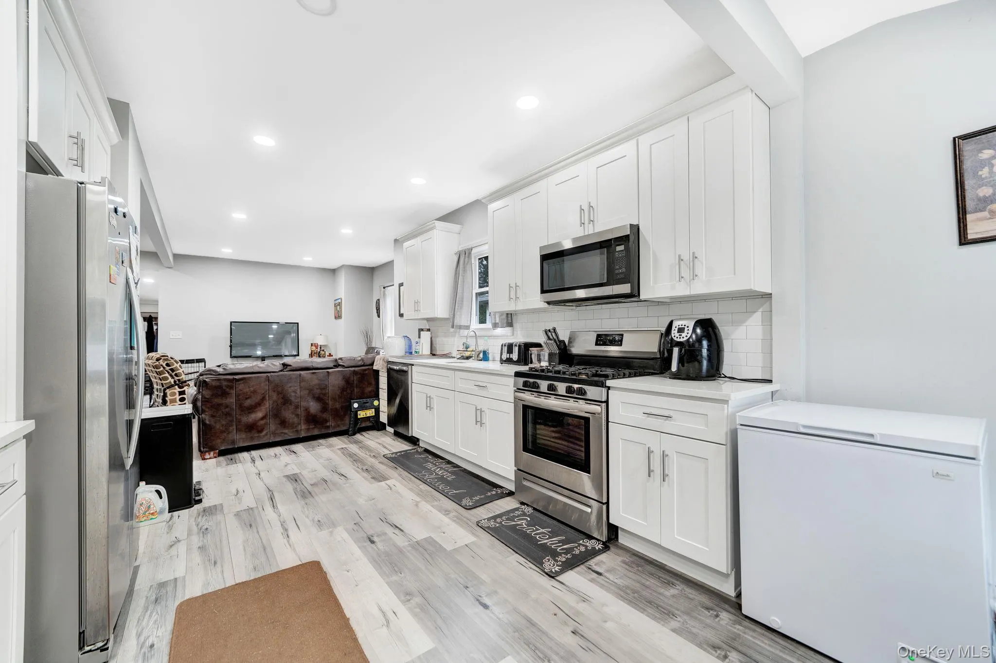 110 Park Avenue, Islip, NY, 4 Bedrooms Bedrooms, 7 Rooms Rooms,2 BathroomsBathrooms,Residential,For Rent,Park,0,1050572 110 Park Avenue, Islip, NY, 4 Bedrooms Bedrooms, 7 Rooms Rooms,2 BathroomsBathrooms,Residential,For Rent,Park,0,1050572