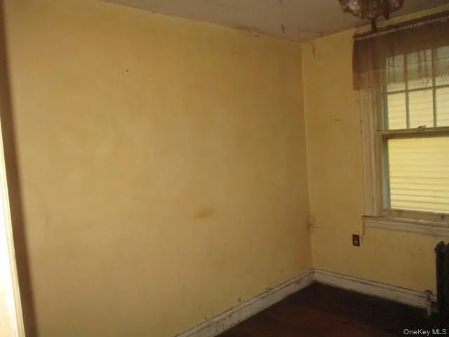 98 Marine Street, New York, NY, 3 Bedrooms Bedrooms, 7 Rooms Rooms,1 BathroomBathrooms,Residential,For Rent,Marine,0,1050575 98 Marine Street, New York, NY, 3 Bedrooms Bedrooms, 7 Rooms Rooms,1 BathroomBathrooms,Residential,For Rent,Marine,0,1050575