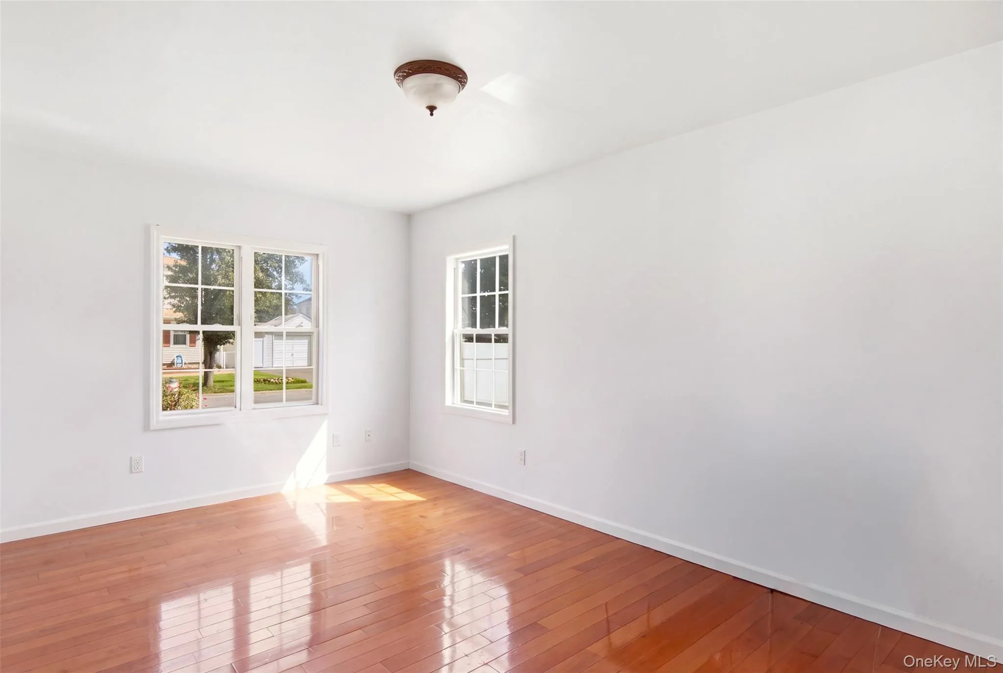 109 Gordon Avenue, North Hempstead, NY, 5 Bedrooms Bedrooms, 8 Rooms Rooms,3 BathroomsBathrooms,Residential,For Rent,Gordon,0,1050577 109 Gordon Avenue, North Hempstead, NY, 5 Bedrooms Bedrooms, 8 Rooms Rooms,3 BathroomsBathrooms,Residential,For Rent,Gordon,0,1050577