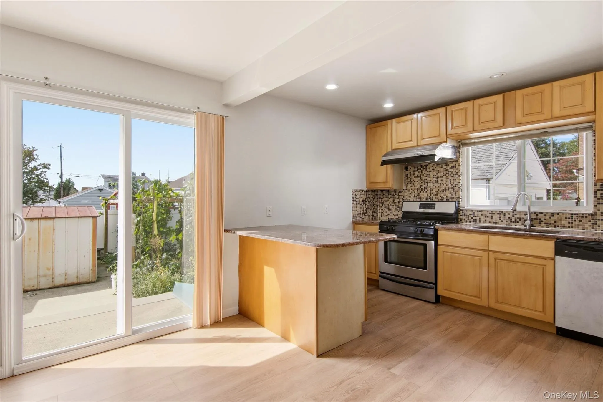 109 Gordon Avenue, North Hempstead, NY, 5 Bedrooms Bedrooms, 8 Rooms Rooms,3 BathroomsBathrooms,Residential,For Rent,Gordon,0,1050577 109 Gordon Avenue, North Hempstead, NY, 5 Bedrooms Bedrooms, 8 Rooms Rooms,3 BathroomsBathrooms,Residential,For Rent,Gordon,0,1050577