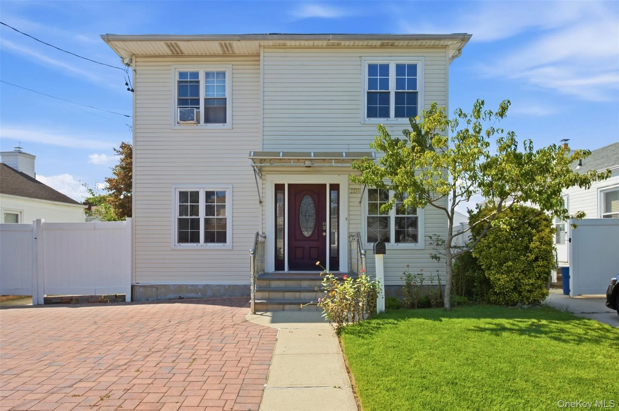 109 Gordon Avenue, North Hempstead, NY, 5 Bedrooms Bedrooms, 8 Rooms Rooms,3 BathroomsBathrooms,Residential,For Rent,Gordon,0,1050577 109 Gordon Avenue, North Hempstead, NY, 5 Bedrooms Bedrooms, 8 Rooms Rooms,3 BathroomsBathrooms,Residential,For Rent,Gordon,0,1050577