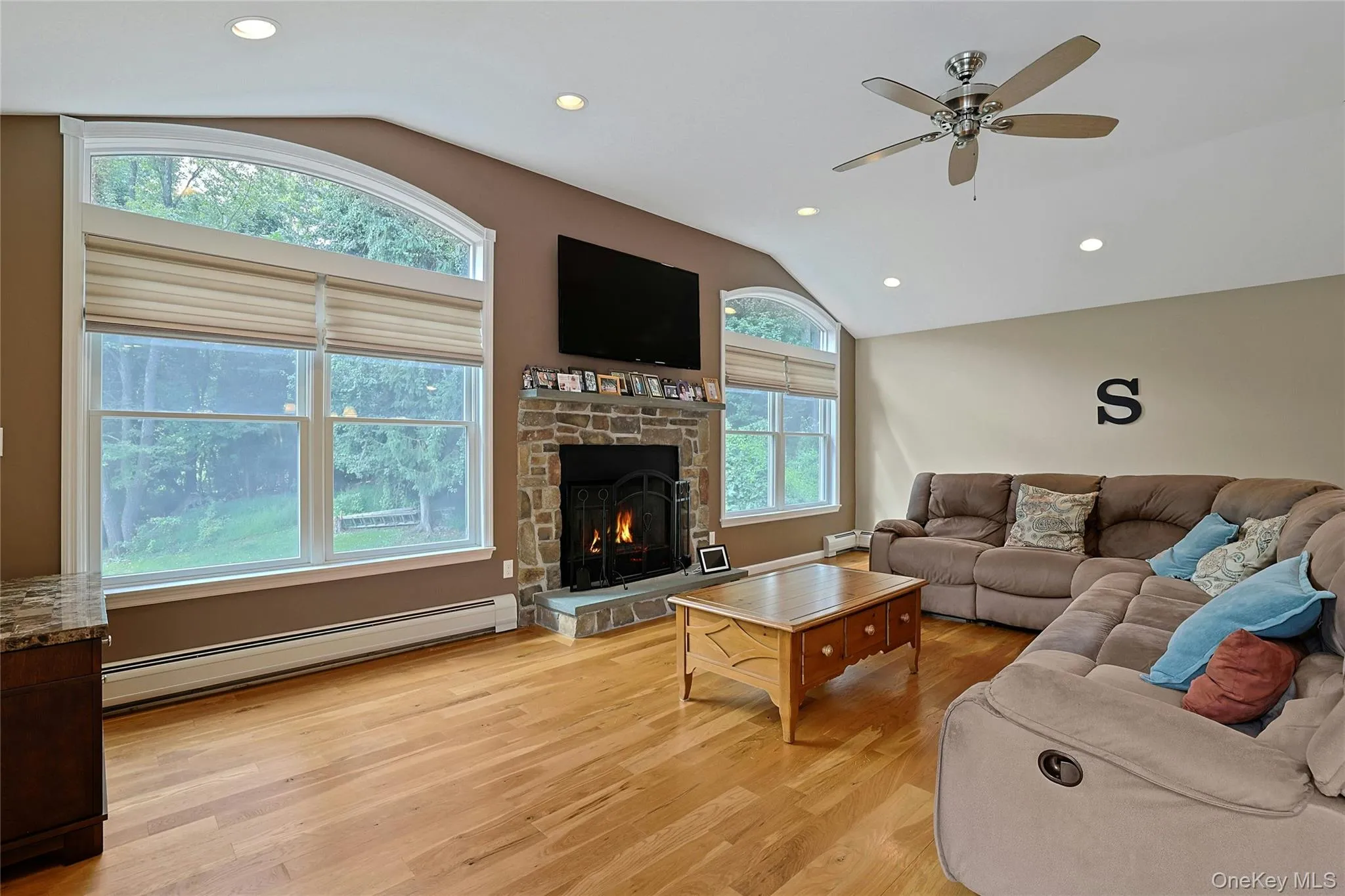 3 Five Oaks Lane, Clarkstown, NY, 4 Bedrooms Bedrooms, 13 Rooms Rooms,3 BathroomsBathrooms,Residential,For Rent,Five Oaks,0,1050581 3 Five Oaks Lane, Clarkstown, NY, 4 Bedrooms Bedrooms, 13 Rooms Rooms,3 BathroomsBathrooms,Residential,For Rent,Five Oaks,0,1050581