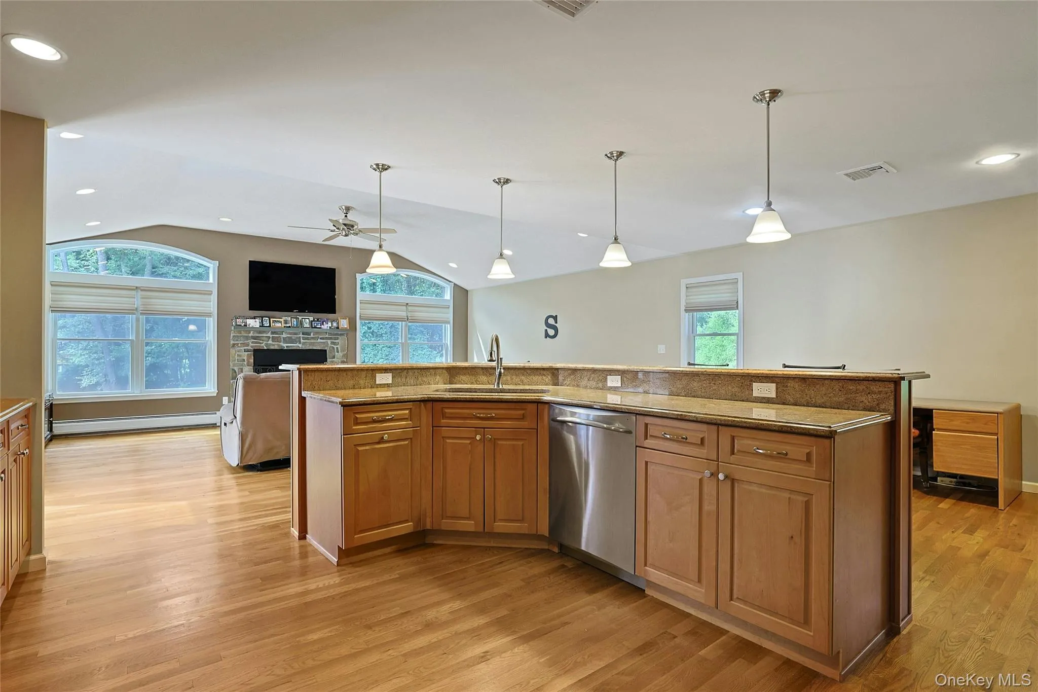 3 Five Oaks Lane, Clarkstown, NY, 4 Bedrooms Bedrooms, 13 Rooms Rooms,3 BathroomsBathrooms,Residential,For Rent,Five Oaks,0,1050581 3 Five Oaks Lane, Clarkstown, NY, 4 Bedrooms Bedrooms, 13 Rooms Rooms,3 BathroomsBathrooms,Residential,For Rent,Five Oaks,0,1050581