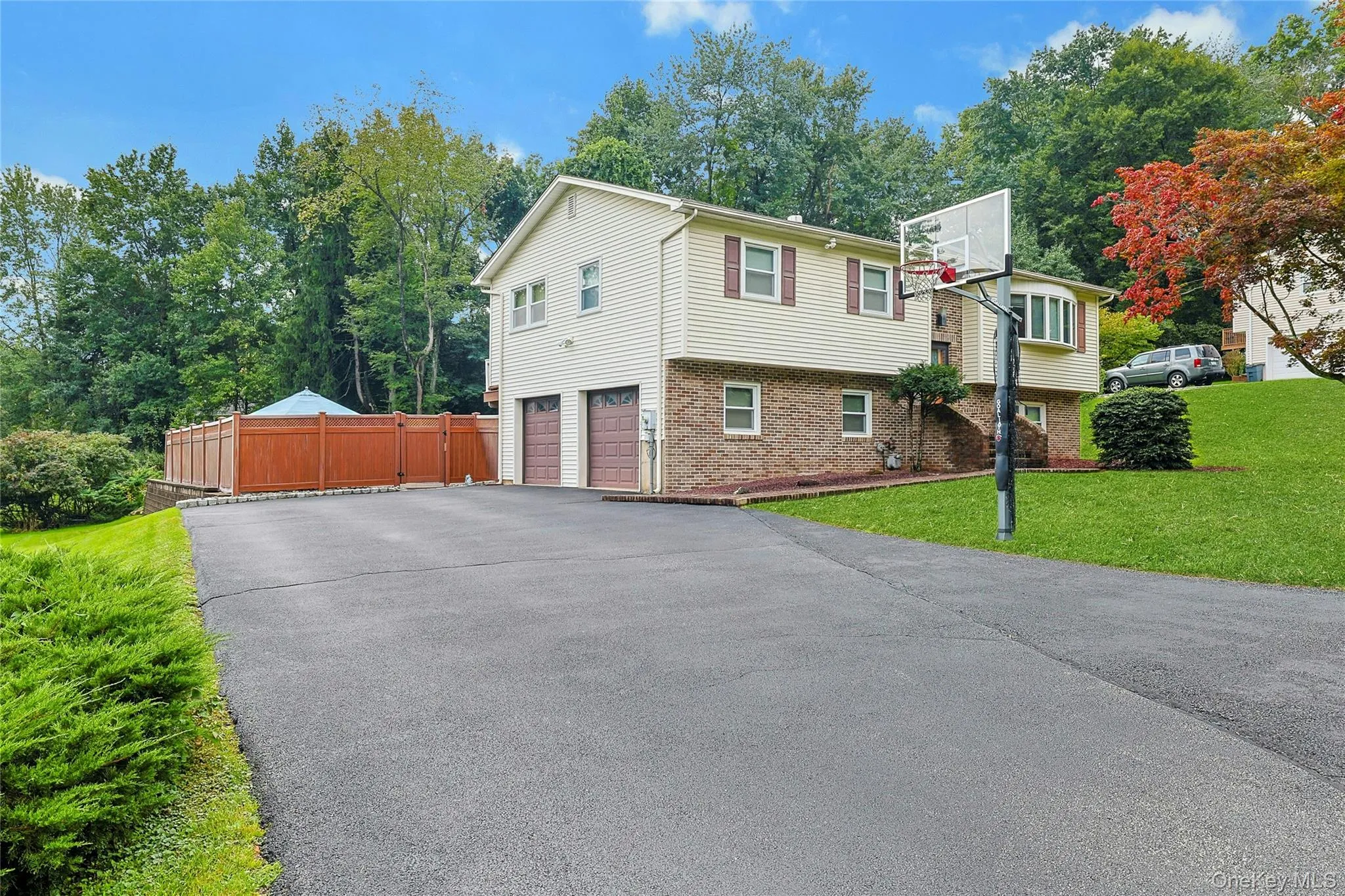 3 Five Oaks Lane, Clarkstown, NY, 4 Bedrooms Bedrooms, 13 Rooms Rooms,3 BathroomsBathrooms,Residential,For Rent,Five Oaks,0,1050581 3 Five Oaks Lane, Clarkstown, NY, 4 Bedrooms Bedrooms, 13 Rooms Rooms,3 BathroomsBathrooms,Residential,For Rent,Five Oaks,0,1050581