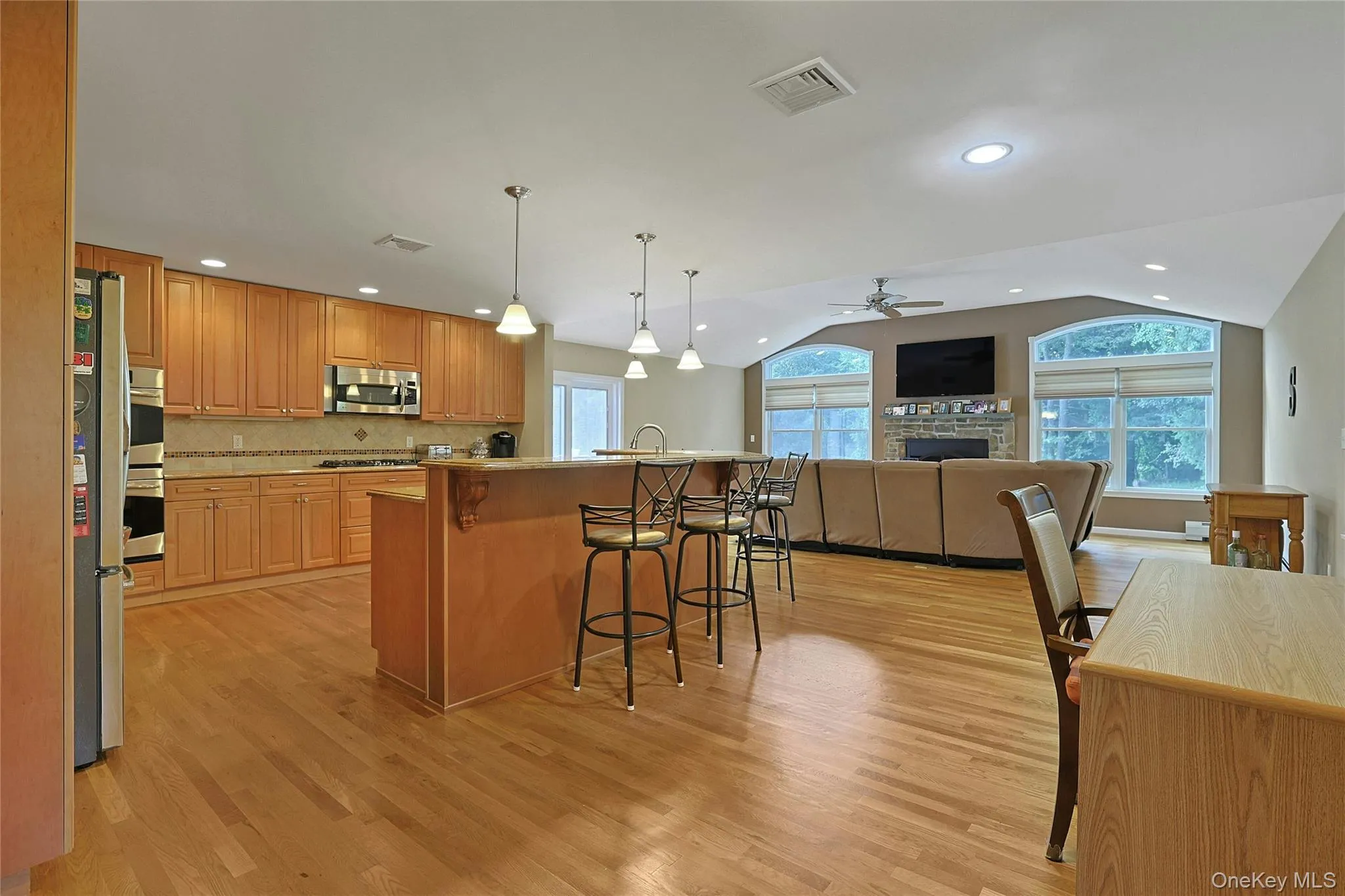 3 Five Oaks Lane, Clarkstown, NY, 4 Bedrooms Bedrooms, 13 Rooms Rooms,3 BathroomsBathrooms,Residential,For Rent,Five Oaks,0,1050581 3 Five Oaks Lane, Clarkstown, NY, 4 Bedrooms Bedrooms, 13 Rooms Rooms,3 BathroomsBathrooms,Residential,For Rent,Five Oaks,0,1050581