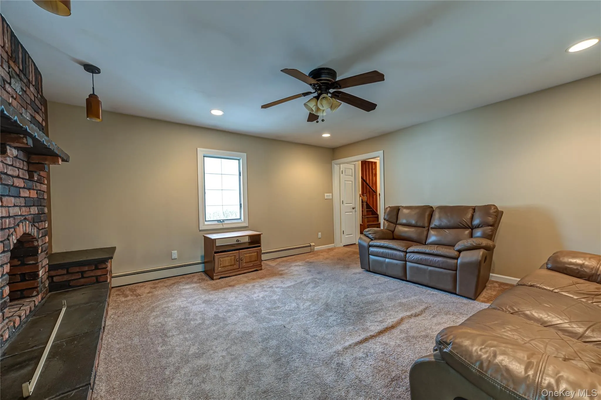 63 Barretts Avenue, Brookhaven, NY, 5 Bedrooms Bedrooms, 9 Rooms Rooms,2 BathroomsBathrooms,Residential,For Rent,Barretts,0,1050582 63 Barretts Avenue, Brookhaven, NY, 5 Bedrooms Bedrooms, 9 Rooms Rooms,2 BathroomsBathrooms,Residential,For Rent,Barretts,0,1050582