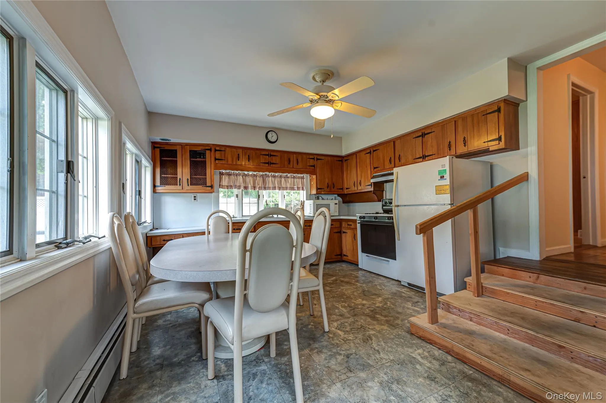 63 Barretts Avenue, Brookhaven, NY, 5 Bedrooms Bedrooms, 9 Rooms Rooms,2 BathroomsBathrooms,Residential,For Rent,Barretts,0,1050582 63 Barretts Avenue, Brookhaven, NY, 5 Bedrooms Bedrooms, 9 Rooms Rooms,2 BathroomsBathrooms,Residential,For Rent,Barretts,0,1050582