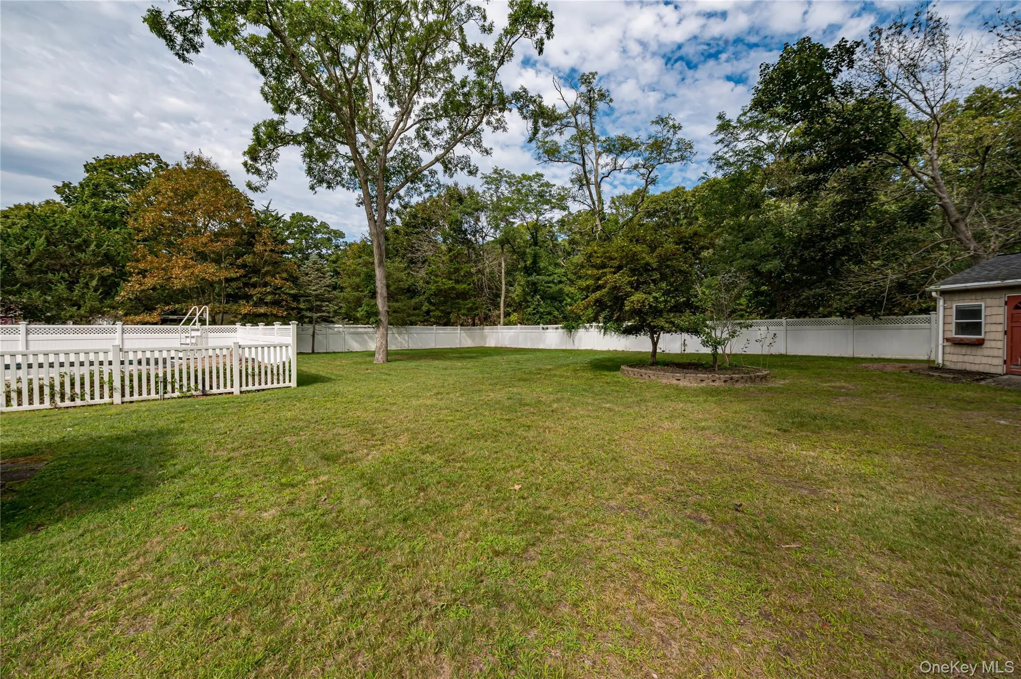 63 Barretts Avenue, Brookhaven, NY, 5 Bedrooms Bedrooms, 9 Rooms Rooms,2 BathroomsBathrooms,Residential,For Rent,Barretts,0,1050582 63 Barretts Avenue, Brookhaven, NY, 5 Bedrooms Bedrooms, 9 Rooms Rooms,2 BathroomsBathrooms,Residential,For Rent,Barretts,0,1050582