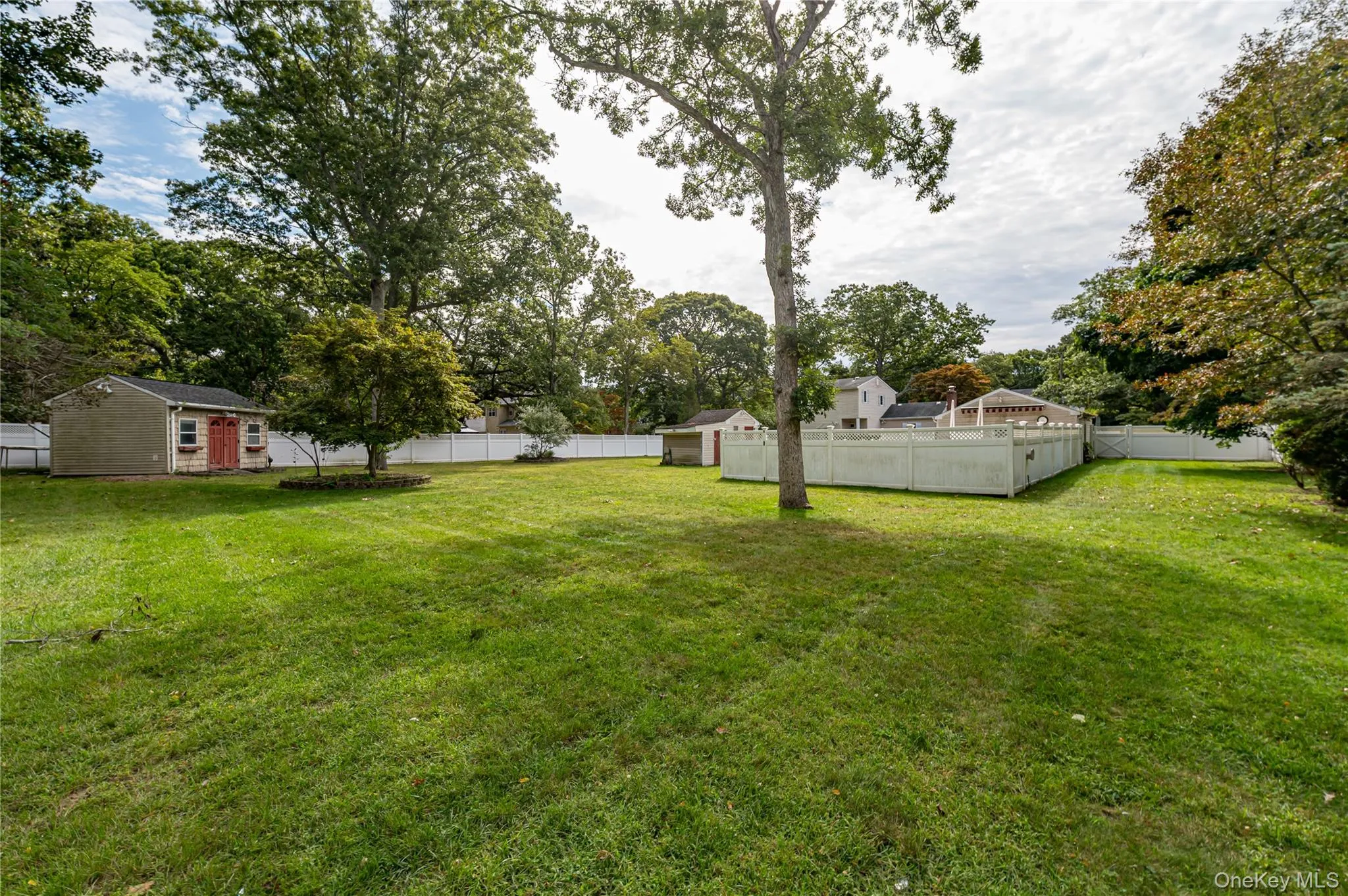 63 Barretts Avenue, Brookhaven, NY, 5 Bedrooms Bedrooms, 9 Rooms Rooms,2 BathroomsBathrooms,Residential,For Rent,Barretts,0,1050582 63 Barretts Avenue, Brookhaven, NY, 5 Bedrooms Bedrooms, 9 Rooms Rooms,2 BathroomsBathrooms,Residential,For Rent,Barretts,0,1050582
