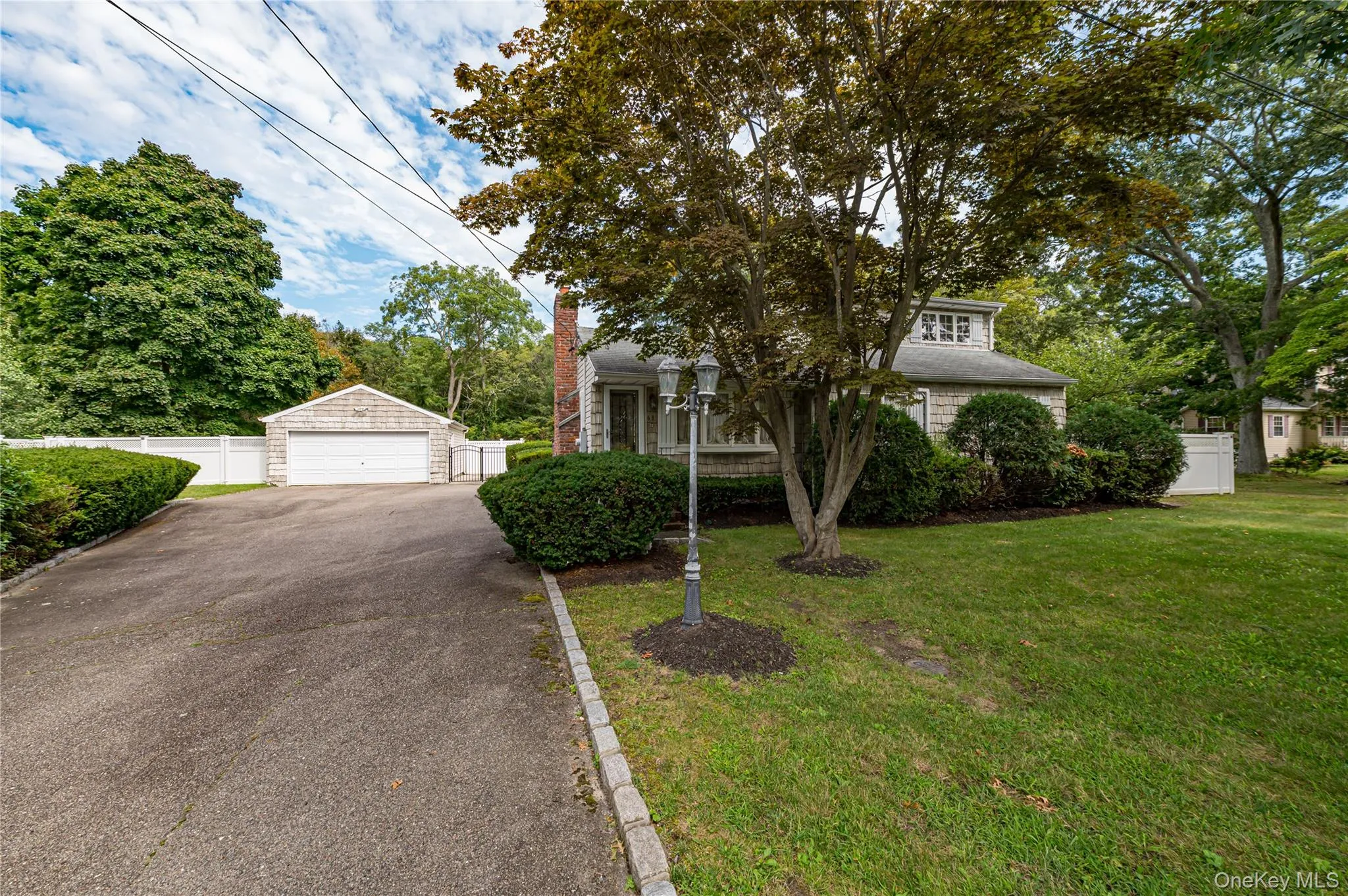 63 Barretts Avenue, Brookhaven, NY, 5 Bedrooms Bedrooms, 9 Rooms Rooms,2 BathroomsBathrooms,Residential,For Rent,Barretts,0,1050582 63 Barretts Avenue, Brookhaven, NY, 5 Bedrooms Bedrooms, 9 Rooms Rooms,2 BathroomsBathrooms,Residential,For Rent,Barretts,0,1050582
