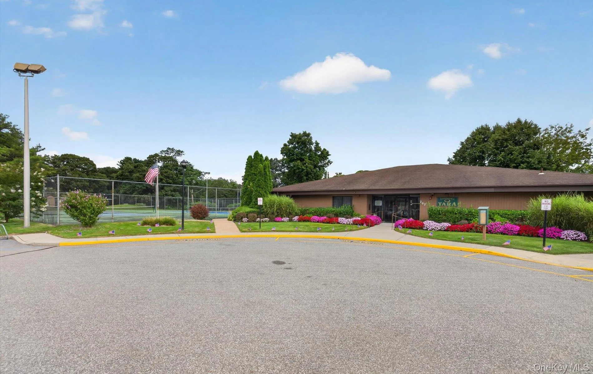 176 Melanie Way, Huntington, NY, 2 Bedrooms Bedrooms, 8 Rooms Rooms,1 BathroomBathrooms,Residential,For Rent,Melanie,0,1050583 176 Melanie Way, Huntington, NY, 2 Bedrooms Bedrooms, 8 Rooms Rooms,1 BathroomBathrooms,Residential,For Rent,Melanie,0,1050583