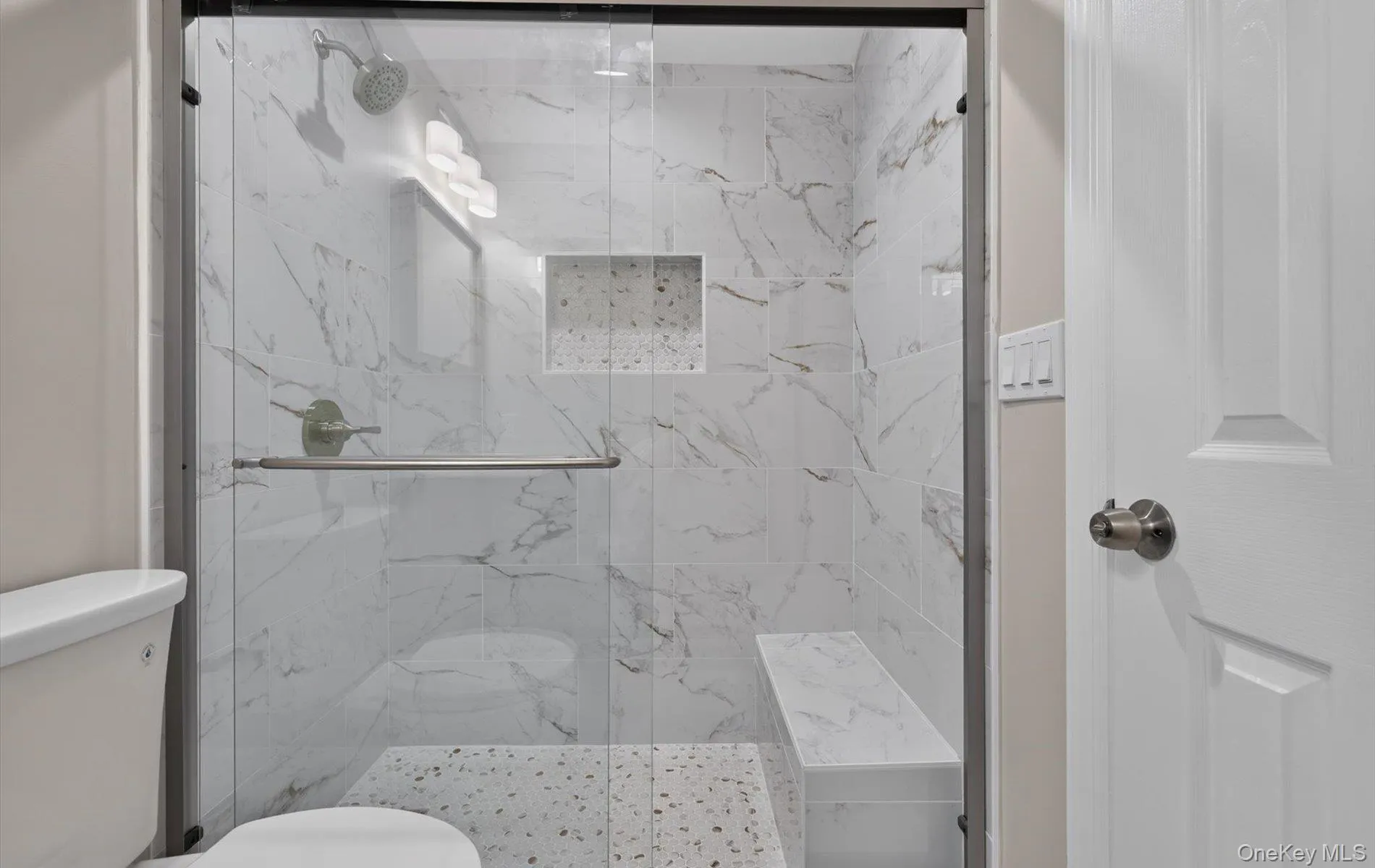 176 Melanie Way, Huntington, NY, 2 Bedrooms Bedrooms, 8 Rooms Rooms,1 BathroomBathrooms,Residential,For Rent,Melanie,0,1050583 176 Melanie Way, Huntington, NY, 2 Bedrooms Bedrooms, 8 Rooms Rooms,1 BathroomBathrooms,Residential,For Rent,Melanie,0,1050583