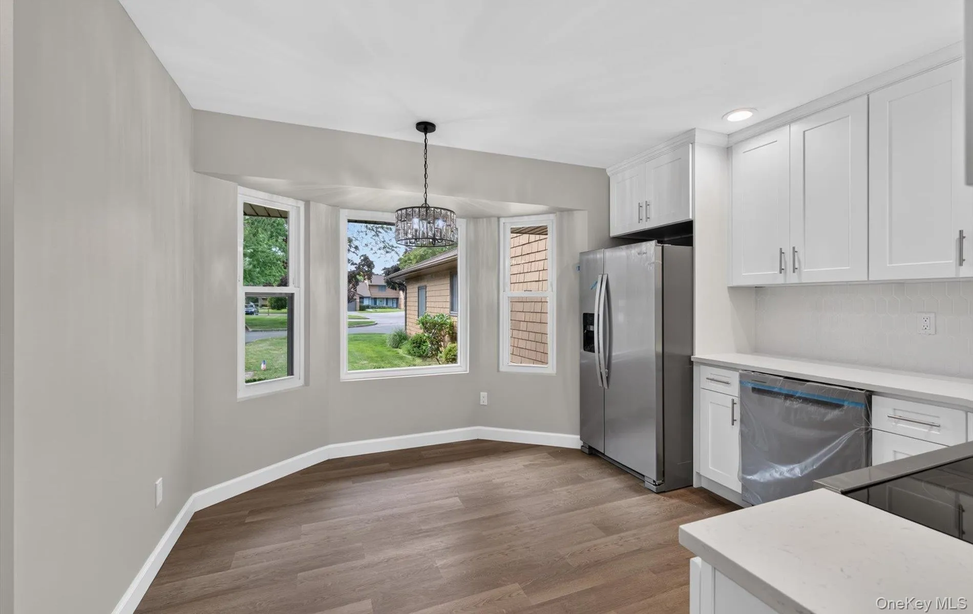 176 Melanie Way, Huntington, NY, 2 Bedrooms Bedrooms, 8 Rooms Rooms,1 BathroomBathrooms,Residential,For Rent,Melanie,0,1050583 176 Melanie Way, Huntington, NY, 2 Bedrooms Bedrooms, 8 Rooms Rooms,1 BathroomBathrooms,Residential,For Rent,Melanie,0,1050583