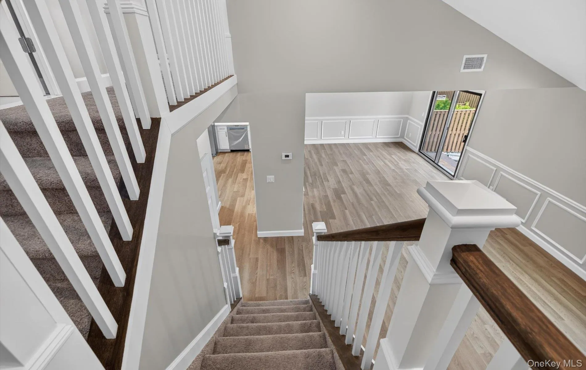 176 Melanie Way, Huntington, NY, 2 Bedrooms Bedrooms, 8 Rooms Rooms,1 BathroomBathrooms,Residential,For Rent,Melanie,0,1050583 176 Melanie Way, Huntington, NY, 2 Bedrooms Bedrooms, 8 Rooms Rooms,1 BathroomBathrooms,Residential,For Rent,Melanie,0,1050583