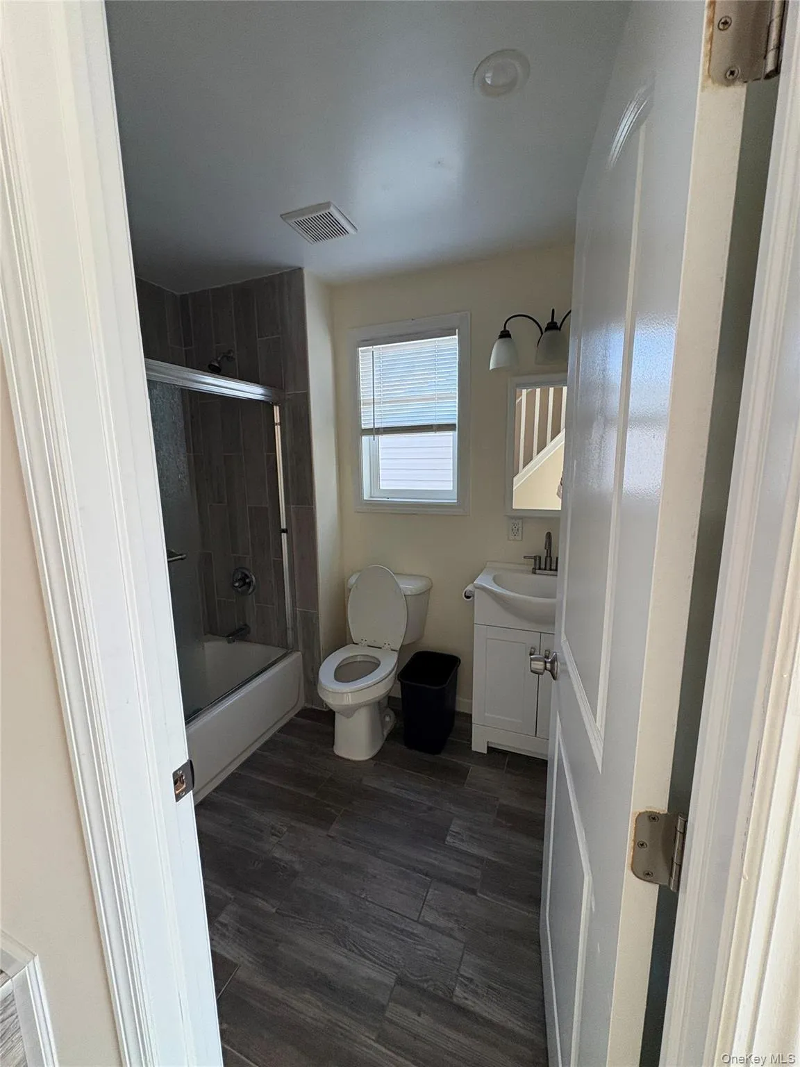 864 Walnut Street, Babylon, NY, 2 Bedrooms Bedrooms, 6 Rooms Rooms,2 BathroomsBathrooms,Residential Lease,For Rent,Walnut,0,1050591 864 Walnut Street, Babylon, NY, 2 Bedrooms Bedrooms, 6 Rooms Rooms,2 BathroomsBathrooms,Residential Lease,For Rent,Walnut,0,1050591