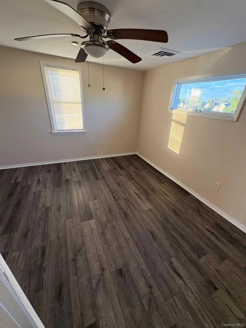 864 Walnut Street, Babylon, NY, 2 Bedrooms Bedrooms, 6 Rooms Rooms,2 BathroomsBathrooms,Residential Lease,For Rent,Walnut,0,1050591 864 Walnut Street, Babylon, NY, 2 Bedrooms Bedrooms, 6 Rooms Rooms,2 BathroomsBathrooms,Residential Lease,For Rent,Walnut,0,1050591