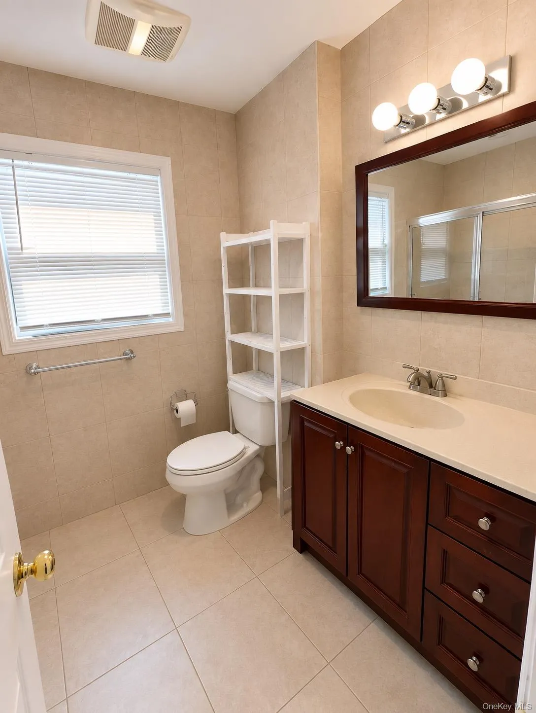 83 Heitz Place, Oyster Bay, NY, 3 Bedrooms Bedrooms, 5 Rooms Rooms,2 BathroomsBathrooms,Residential Lease,For Rent,Heitz,0,1050595 83 Heitz Place, Oyster Bay, NY, 3 Bedrooms Bedrooms, 5 Rooms Rooms,2 BathroomsBathrooms,Residential Lease,For Rent,Heitz,0,1050595