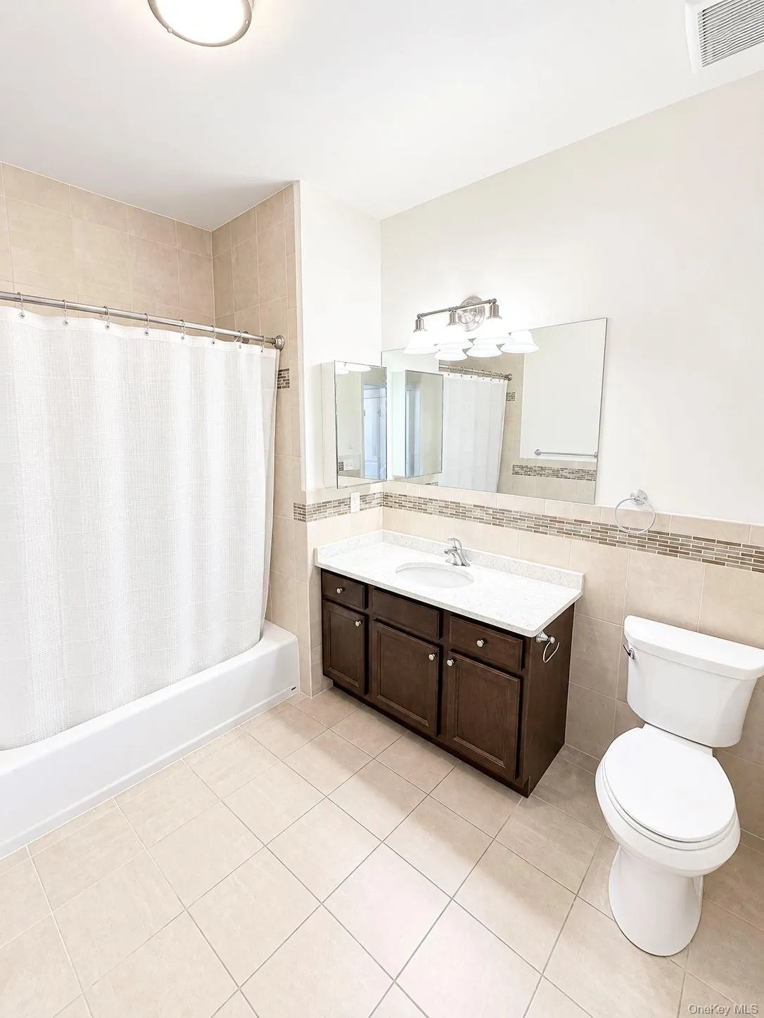 1046 New York Avenue, Huntington, NY, 1 Bedroom Bedrooms, 3 Room Rooms,1 BathroomBathrooms,Residential Lease,For Rent,New York,0,1050597 1046 New York Avenue, Huntington, NY, 1 Bedroom Bedrooms, 3 Room Rooms,1 BathroomBathrooms,Residential Lease,For Rent,New York,0,1050597