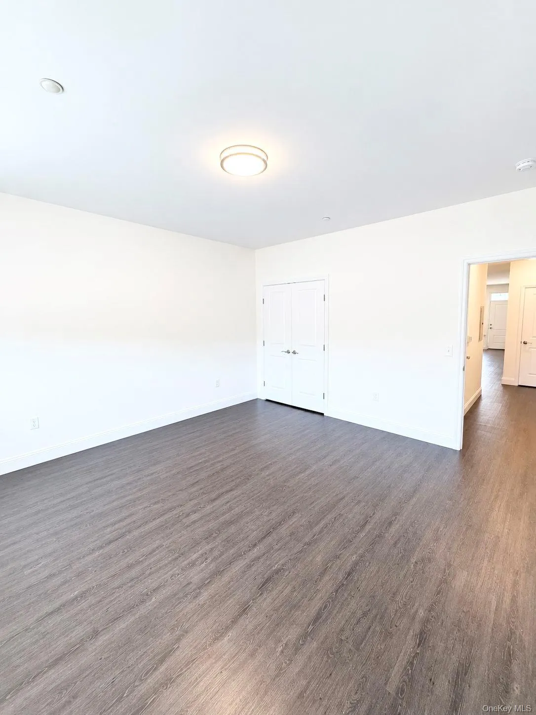 1046 New York Avenue, Huntington, NY, 1 Bedroom Bedrooms, 3 Room Rooms,1 BathroomBathrooms,Residential Lease,For Rent,New York,0,1050597 1046 New York Avenue, Huntington, NY, 1 Bedroom Bedrooms, 3 Room Rooms,1 BathroomBathrooms,Residential Lease,For Rent,New York,0,1050597