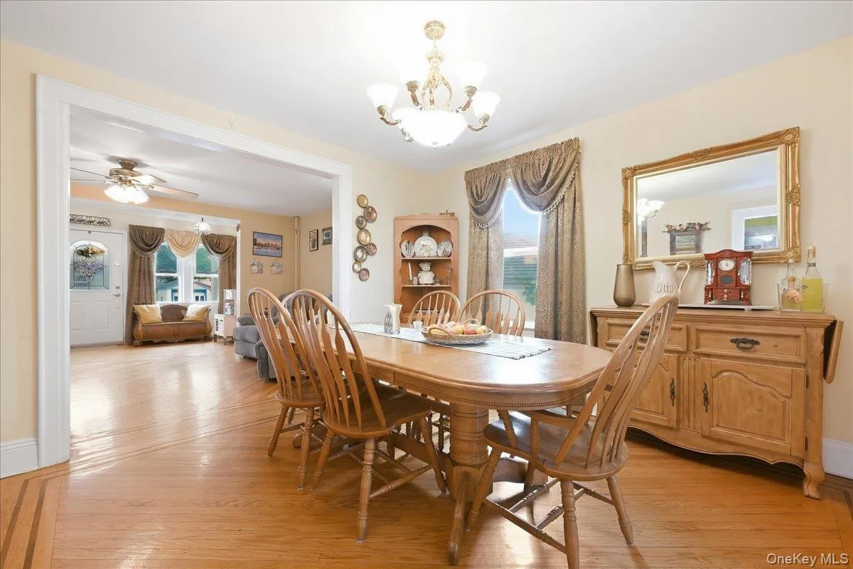 56 Elmwood Street, Hempstead, NY, 3 Bedrooms Bedrooms, 7 Rooms Rooms,2 BathroomsBathrooms,Residential,For Rent,Elmwood,0,1050601 56 Elmwood Street, Hempstead, NY, 3 Bedrooms Bedrooms, 7 Rooms Rooms,2 BathroomsBathrooms,Residential,For Rent,Elmwood,0,1050601