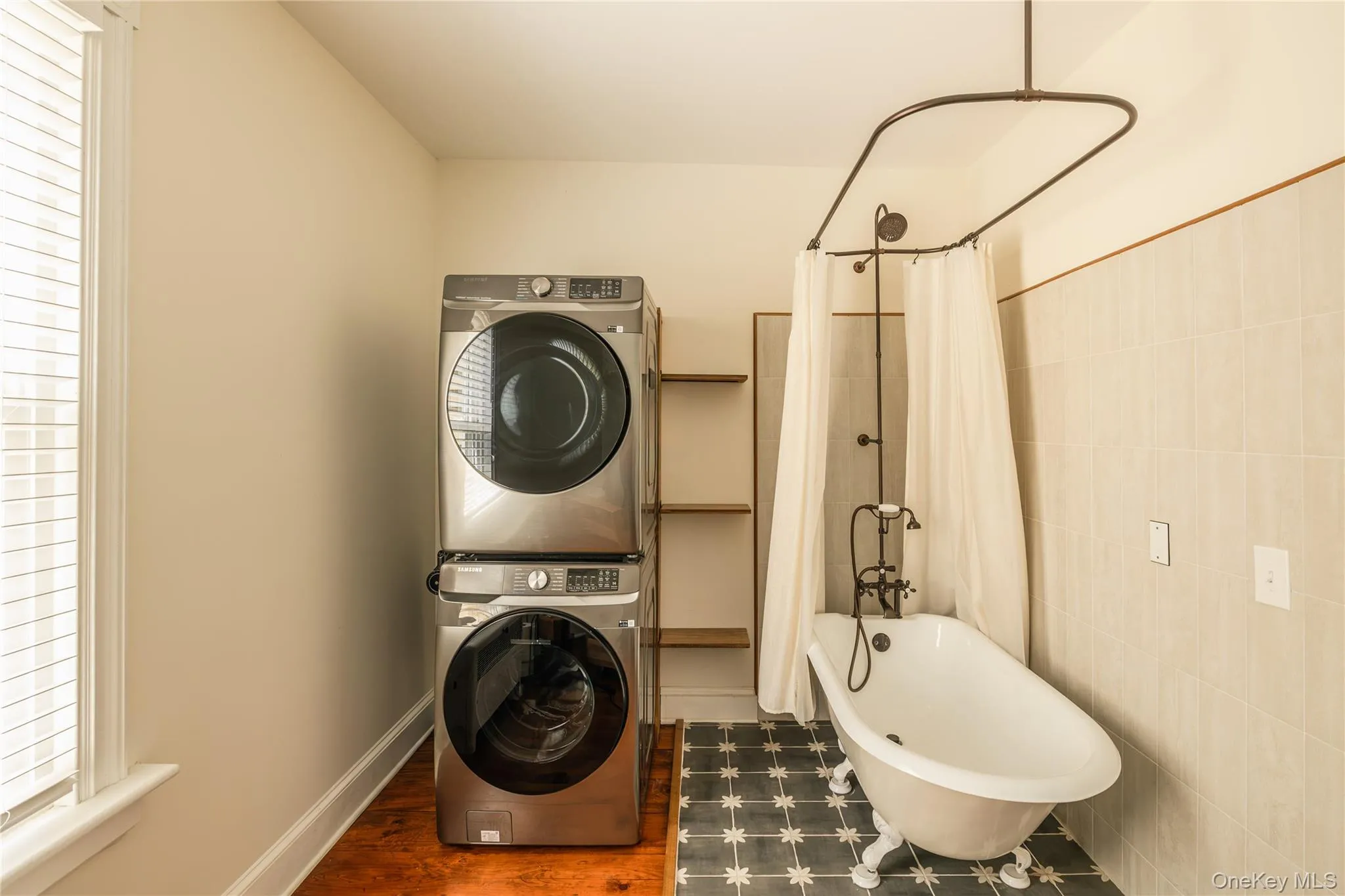 725 Route 66, Claverack, NY, 4 Bedrooms Bedrooms, 10 Rooms Rooms,2 BathroomsBathrooms,Residential,For Rent,Route 66,0,1050604 725 Route 66, Claverack, NY, 4 Bedrooms Bedrooms, 10 Rooms Rooms,2 BathroomsBathrooms,Residential,For Rent,Route 66,0,1050604