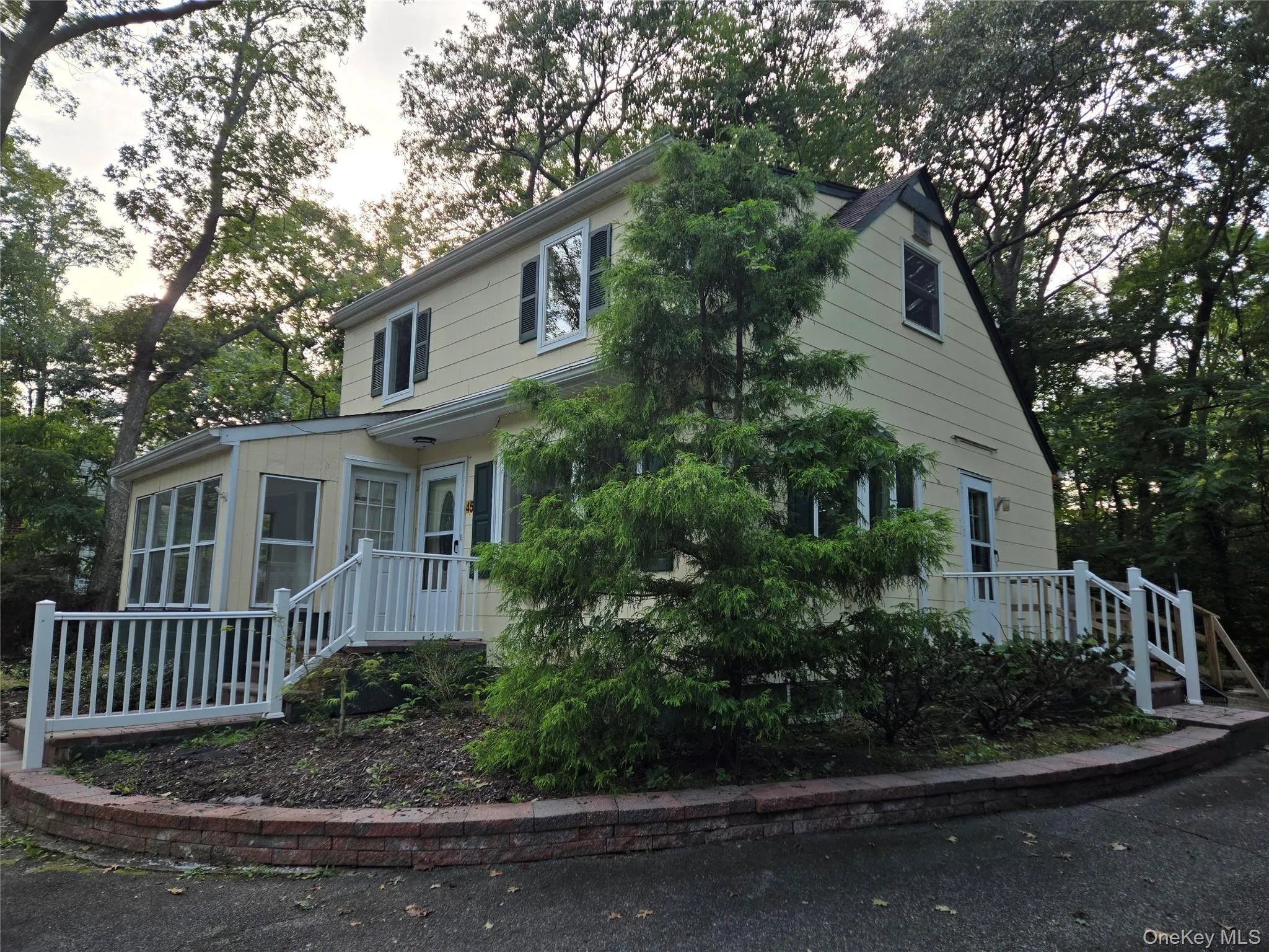 45 Christian Avenue, Brookhaven, NY, 4 Bedrooms Bedrooms, 6 Rooms Rooms,2 BathroomsBathrooms,Residential Lease,For Rent,Christian,0,1050605 45 Christian Avenue, Brookhaven, NY, 4 Bedrooms Bedrooms, 6 Rooms Rooms,2 BathroomsBathrooms,Residential Lease,For Rent,Christian,0,1050605