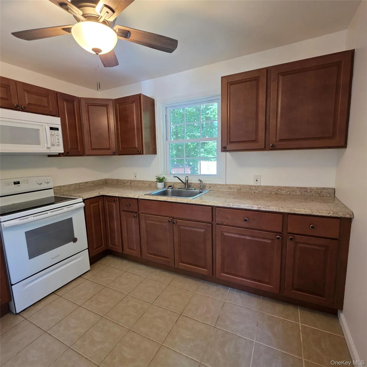 45 Christian Avenue, Brookhaven, NY, 4 Bedrooms Bedrooms, 6 Rooms Rooms,2 BathroomsBathrooms,Residential Lease,For Rent,Christian,0,1050605 45 Christian Avenue, Brookhaven, NY, 4 Bedrooms Bedrooms, 6 Rooms Rooms,2 BathroomsBathrooms,Residential Lease,For Rent,Christian,0,1050605