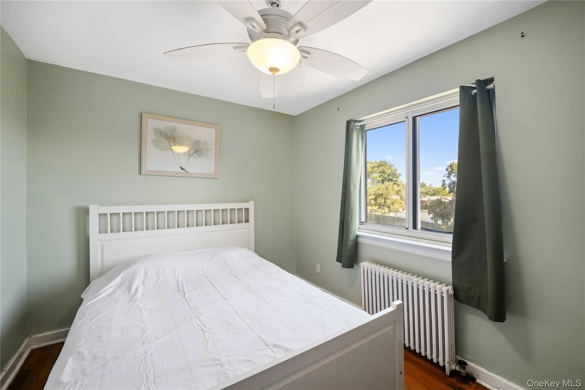 247-48 77th Crescent, New York, NY, 2 Bedrooms Bedrooms, 5 Rooms Rooms,1 BathroomBathrooms,Residential,For Rent,77th Crescent,0,1050606 247-48 77th Crescent, New York, NY, 2 Bedrooms Bedrooms, 5 Rooms Rooms,1 BathroomBathrooms,Residential,For Rent,77th Crescent,0,1050606