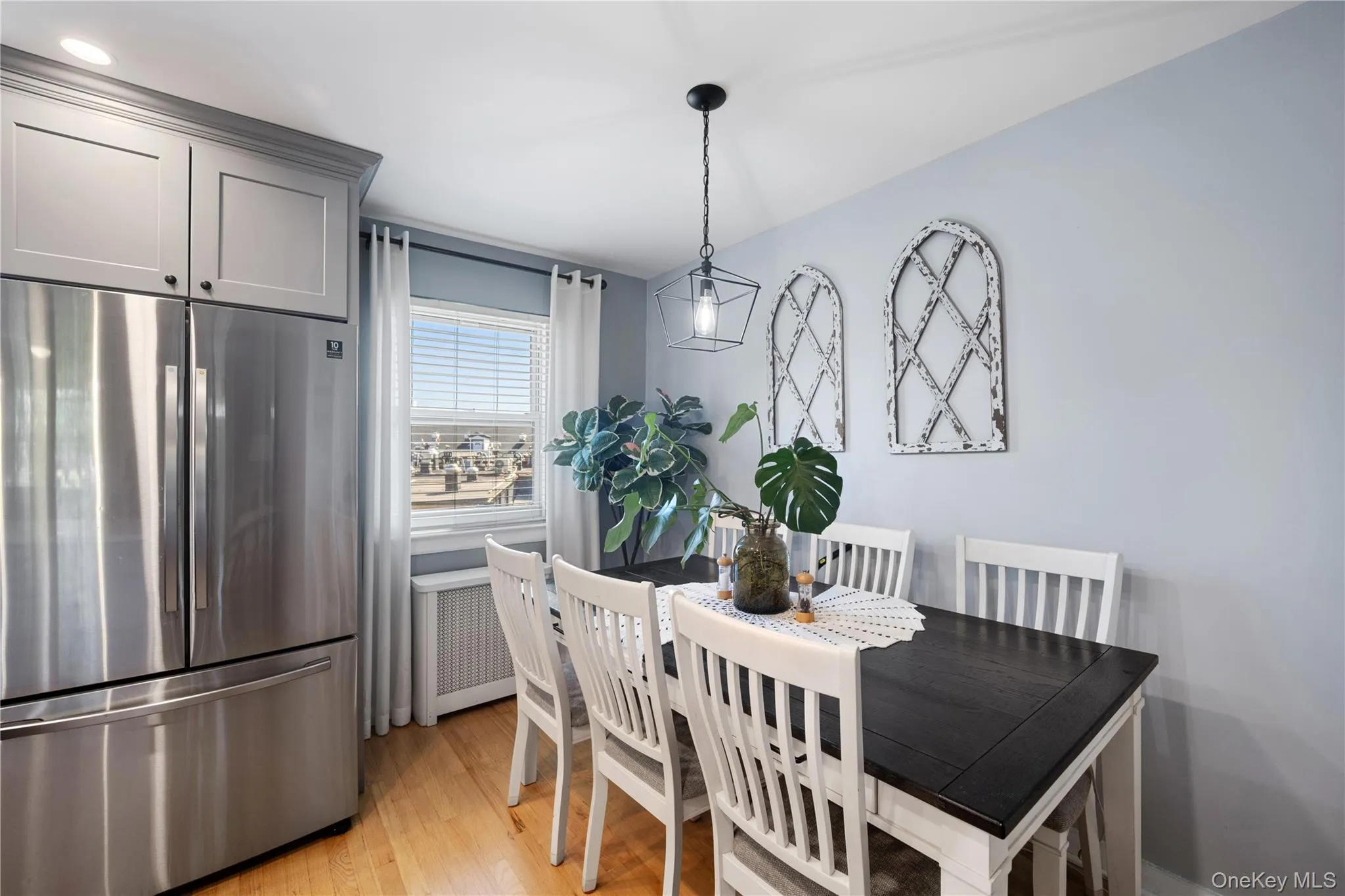 247-48 77th Crescent, New York, NY, 2 Bedrooms Bedrooms, 5 Rooms Rooms,1 BathroomBathrooms,Residential,For Rent,77th Crescent,0,1050606 247-48 77th Crescent, New York, NY, 2 Bedrooms Bedrooms, 5 Rooms Rooms,1 BathroomBathrooms,Residential,For Rent,77th Crescent,0,1050606