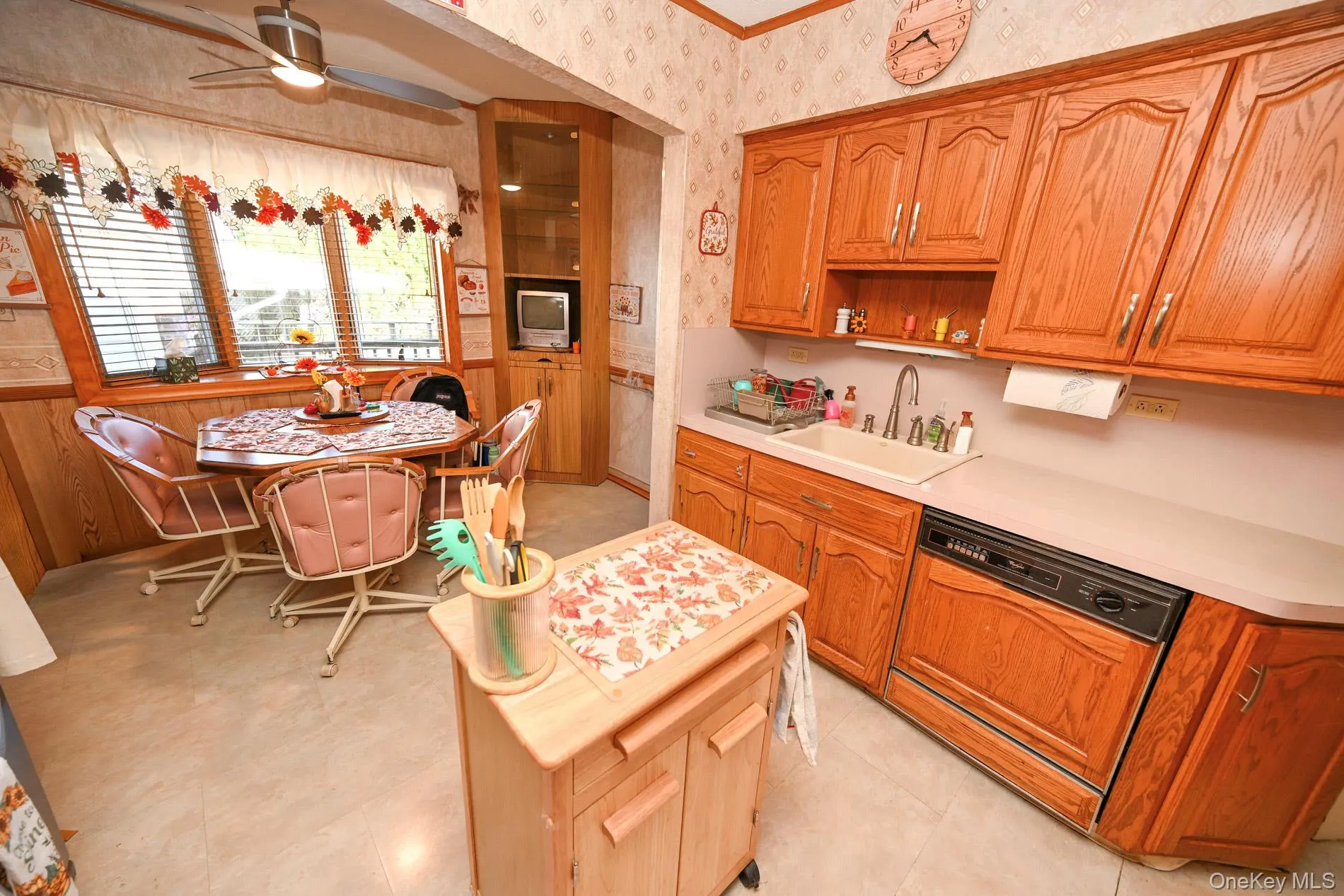 233 Cleveland Street, Hempstead, NY, 4 Bedrooms Bedrooms, 8 Rooms Rooms,2 BathroomsBathrooms,Residential,For Rent,Cleveland,0,1050608 233 Cleveland Street, Hempstead, NY, 4 Bedrooms Bedrooms, 8 Rooms Rooms,2 BathroomsBathrooms,Residential,For Rent,Cleveland,0,1050608
