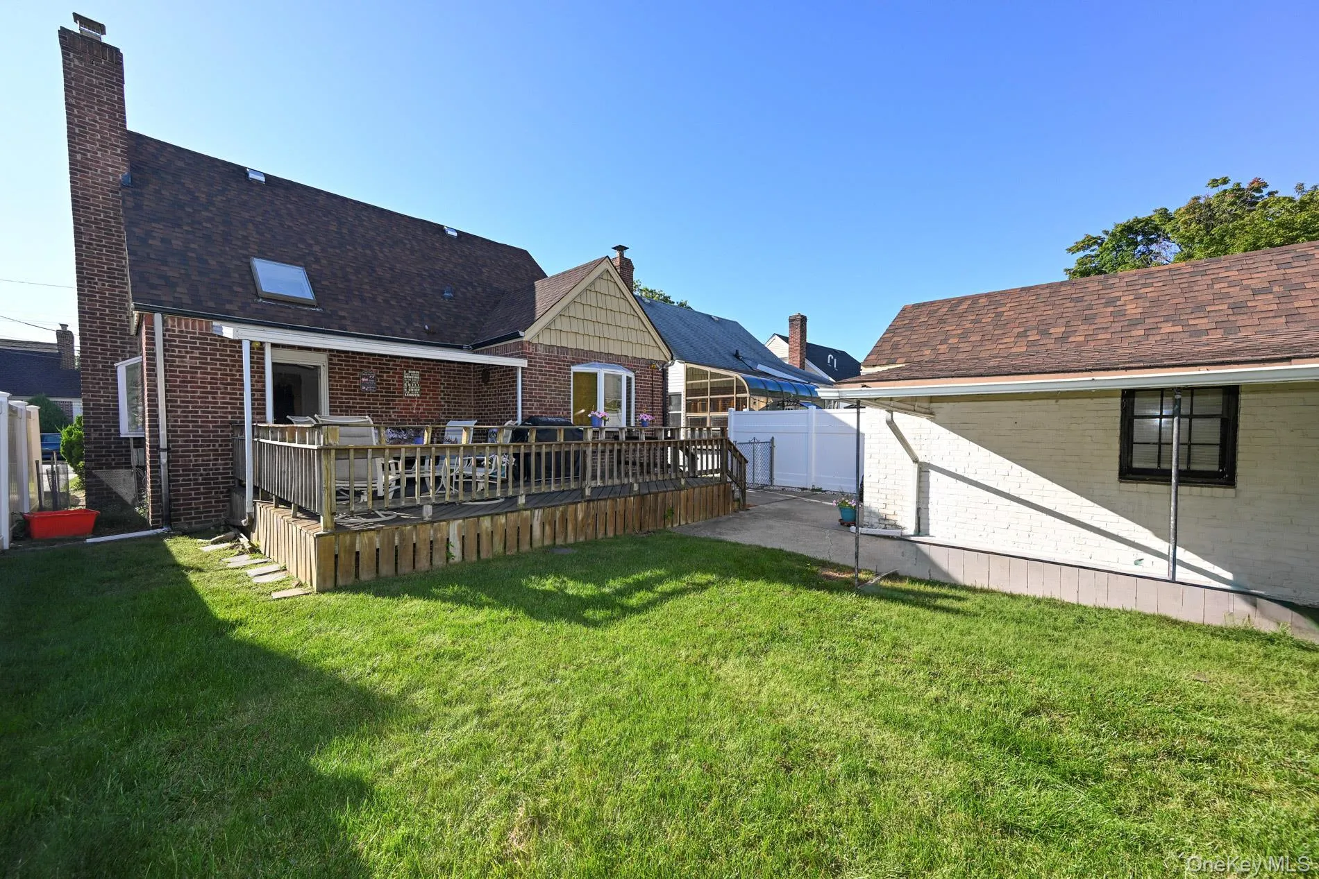 233 Cleveland Street, Hempstead, NY, 4 Bedrooms Bedrooms, 8 Rooms Rooms,2 BathroomsBathrooms,Residential,For Rent,Cleveland,0,1050608 233 Cleveland Street, Hempstead, NY, 4 Bedrooms Bedrooms, 8 Rooms Rooms,2 BathroomsBathrooms,Residential,For Rent,Cleveland,0,1050608