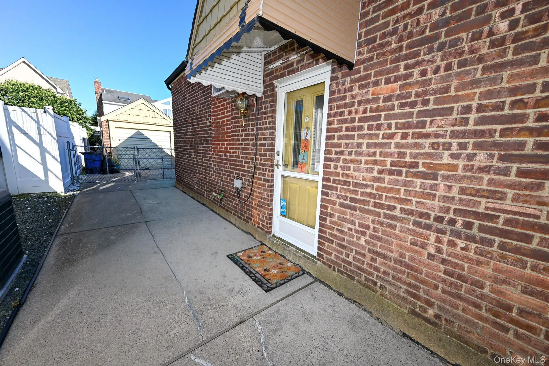 233 Cleveland Street, Hempstead, NY, 4 Bedrooms Bedrooms, 8 Rooms Rooms,2 BathroomsBathrooms,Residential,For Rent,Cleveland,0,1050608 233 Cleveland Street, Hempstead, NY, 4 Bedrooms Bedrooms, 8 Rooms Rooms,2 BathroomsBathrooms,Residential,For Rent,Cleveland,0,1050608