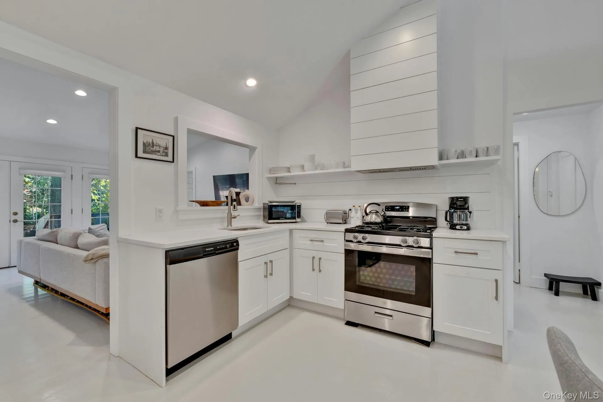 3670 Rocky Point Road, Southold, NY, 3 Bedrooms Bedrooms, 5 Rooms Rooms,2 BathroomsBathrooms,Residential Lease,For Rent,Rocky Point,0,1050611 3670 Rocky Point Road, Southold, NY, 3 Bedrooms Bedrooms, 5 Rooms Rooms,2 BathroomsBathrooms,Residential Lease,For Rent,Rocky Point,0,1050611