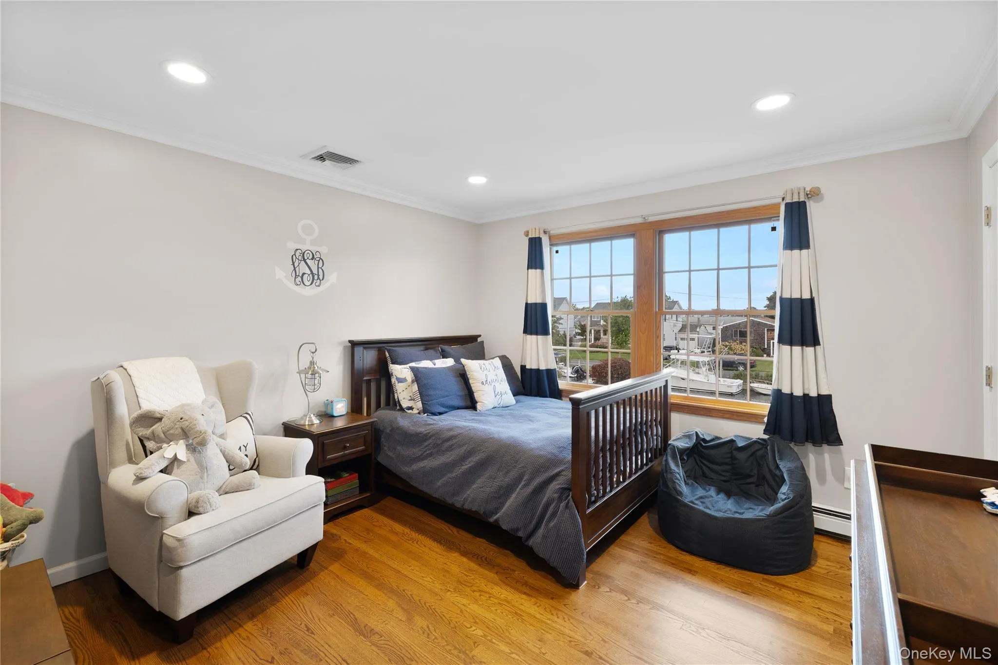 24 South Plaza, Babylon, NY, 5 Bedrooms Bedrooms, 10 Rooms Rooms,4 BathroomsBathrooms,Residential,For Rent,South,0,1050616 24 South Plaza, Babylon, NY, 5 Bedrooms Bedrooms, 10 Rooms Rooms,4 BathroomsBathrooms,Residential,For Rent,South,0,1050616
