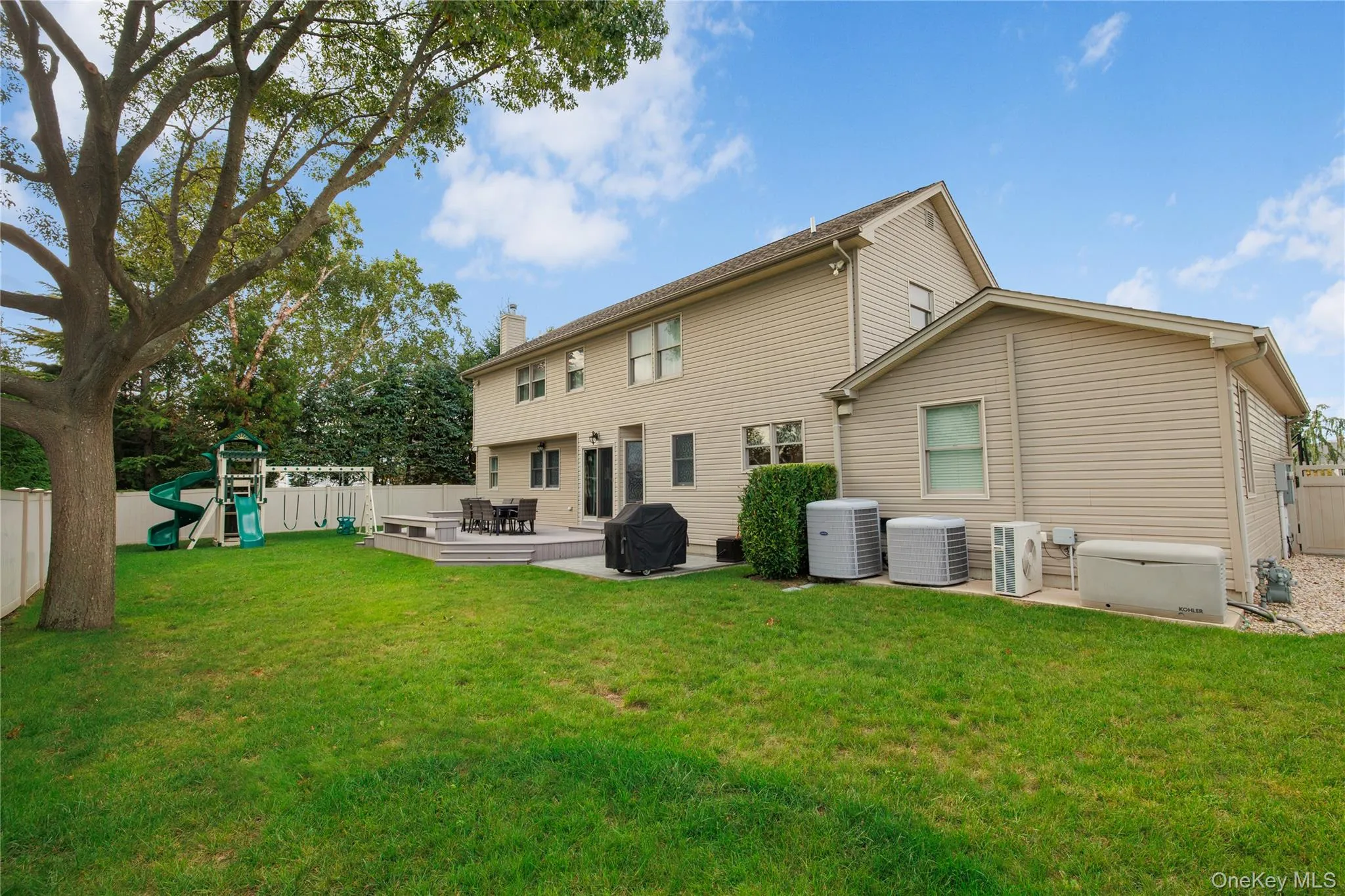 24 South Plaza, Babylon, NY, 5 Bedrooms Bedrooms, 10 Rooms Rooms,4 BathroomsBathrooms,Residential,For Rent,South,0,1050616 24 South Plaza, Babylon, NY, 5 Bedrooms Bedrooms, 10 Rooms Rooms,4 BathroomsBathrooms,Residential,For Rent,South,0,1050616