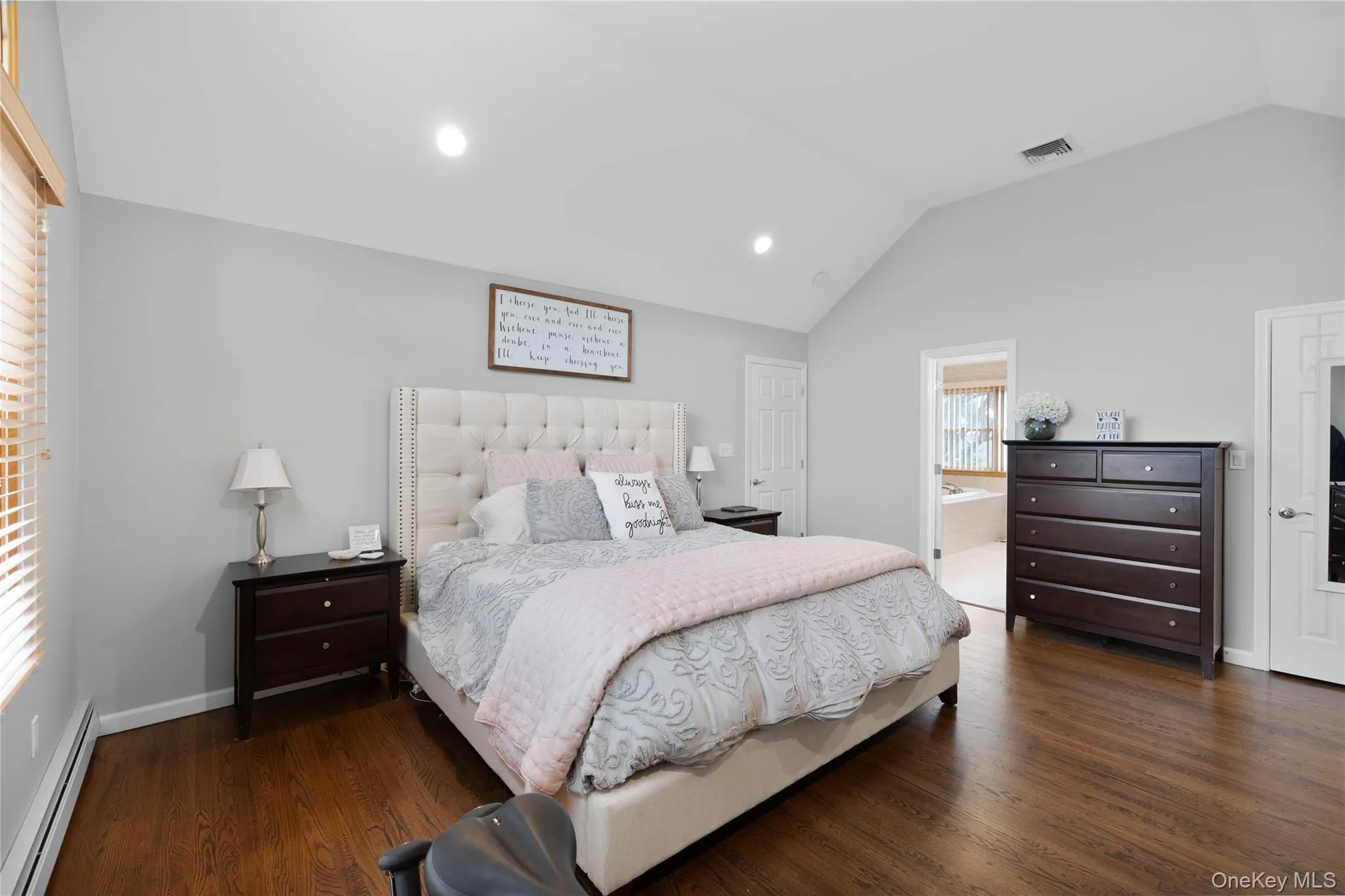 24 South Plaza, Babylon, NY, 5 Bedrooms Bedrooms, 10 Rooms Rooms,4 BathroomsBathrooms,Residential,For Rent,South,0,1050616 24 South Plaza, Babylon, NY, 5 Bedrooms Bedrooms, 10 Rooms Rooms,4 BathroomsBathrooms,Residential,For Rent,South,0,1050616