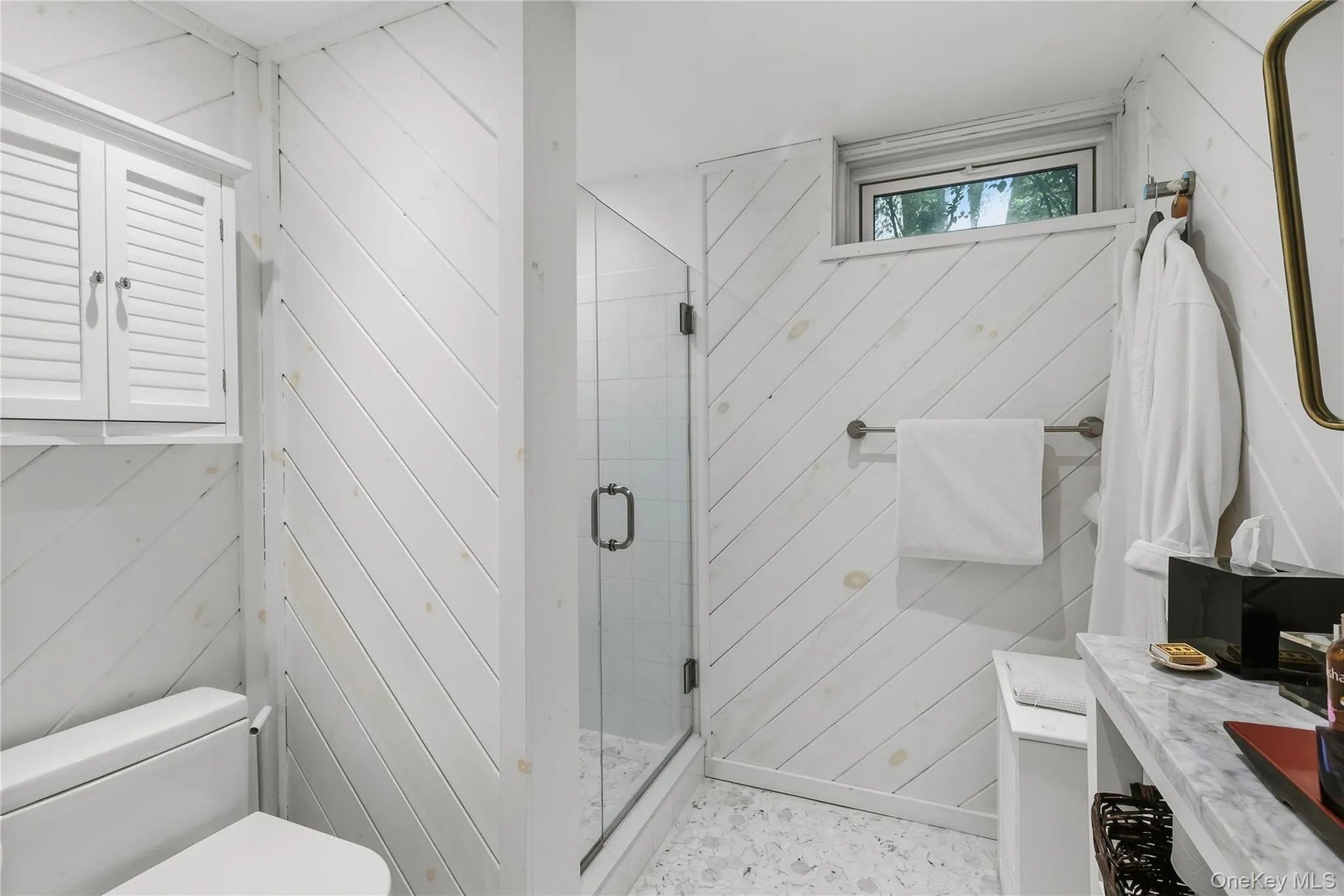 Lower Bathroom Lower Bathroom