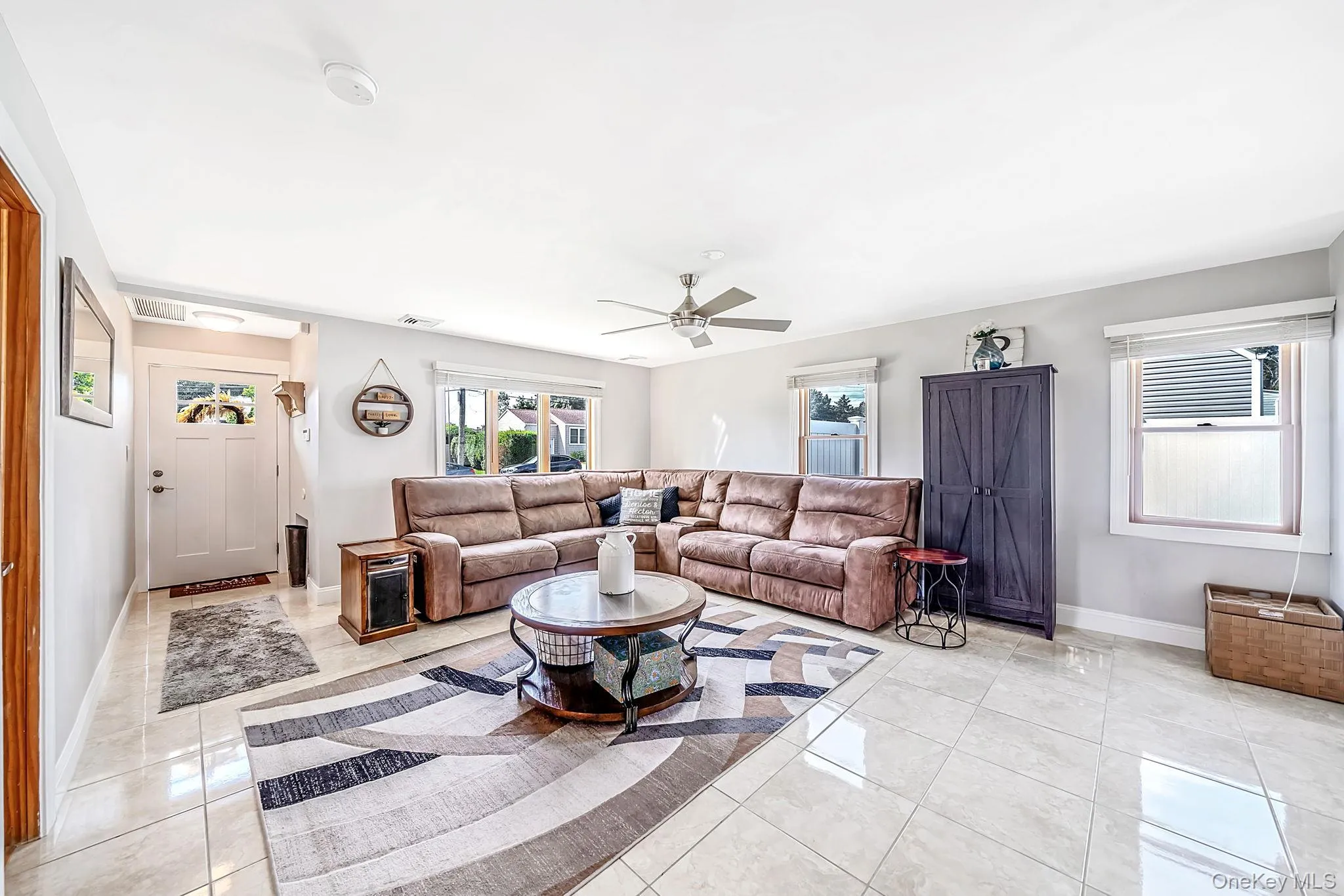 525 Secatogue Avenue, Babylon, NY, 2 Bedrooms Bedrooms, 7 Rooms Rooms,2 BathroomsBathrooms,Residential,For Rent,Secatogue,0,1050619 525 Secatogue Avenue, Babylon, NY, 2 Bedrooms Bedrooms, 7 Rooms Rooms,2 BathroomsBathrooms,Residential,For Rent,Secatogue,0,1050619