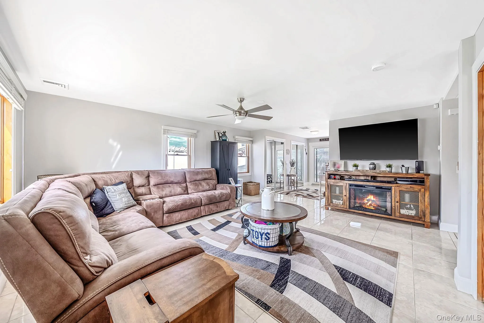525 Secatogue Avenue, Babylon, NY, 2 Bedrooms Bedrooms, 7 Rooms Rooms,2 BathroomsBathrooms,Residential,For Rent,Secatogue,0,1050619 525 Secatogue Avenue, Babylon, NY, 2 Bedrooms Bedrooms, 7 Rooms Rooms,2 BathroomsBathrooms,Residential,For Rent,Secatogue,0,1050619