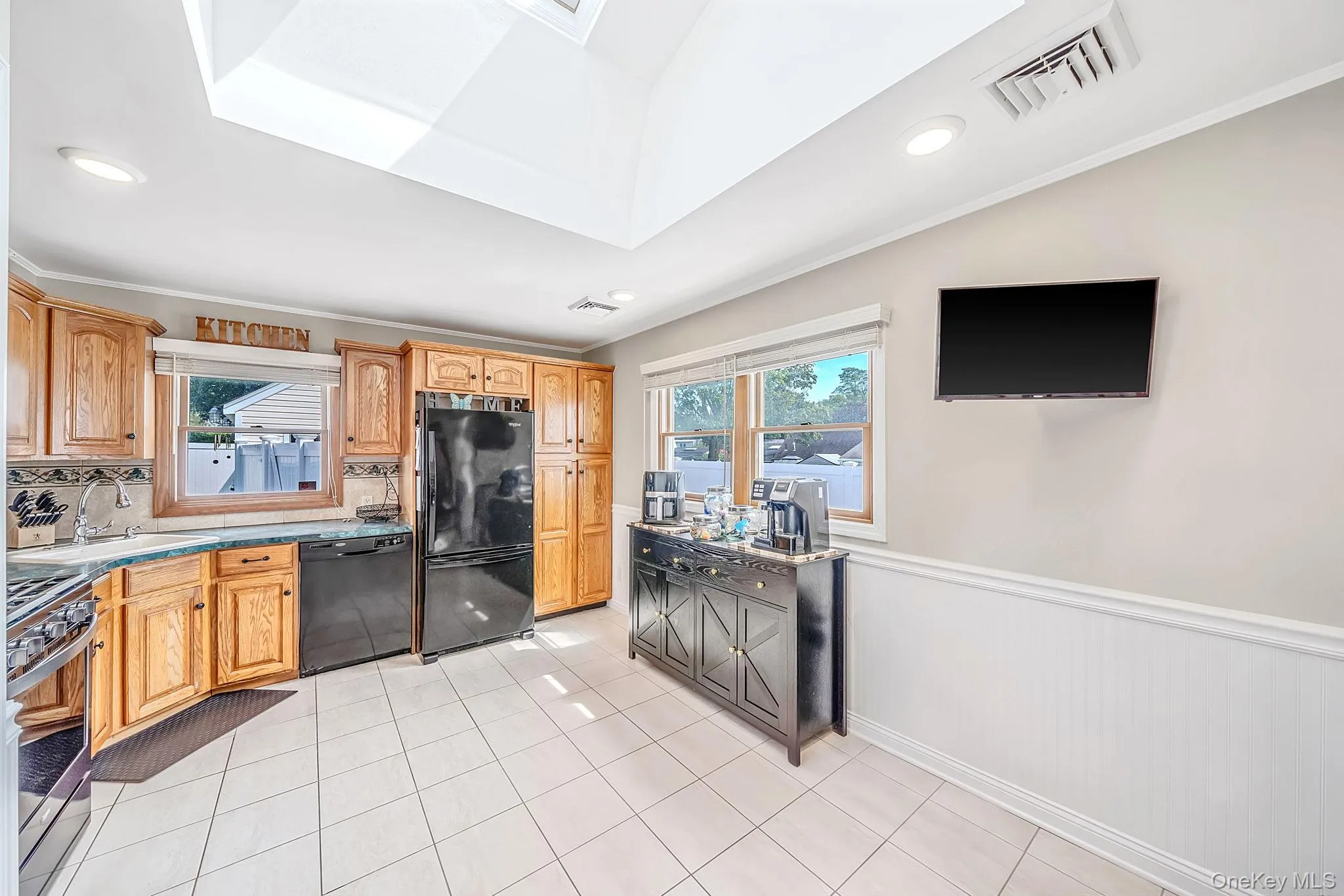 525 Secatogue Avenue, Babylon, NY, 2 Bedrooms Bedrooms, 7 Rooms Rooms,2 BathroomsBathrooms,Residential,For Rent,Secatogue,0,1050619 525 Secatogue Avenue, Babylon, NY, 2 Bedrooms Bedrooms, 7 Rooms Rooms,2 BathroomsBathrooms,Residential,For Rent,Secatogue,0,1050619