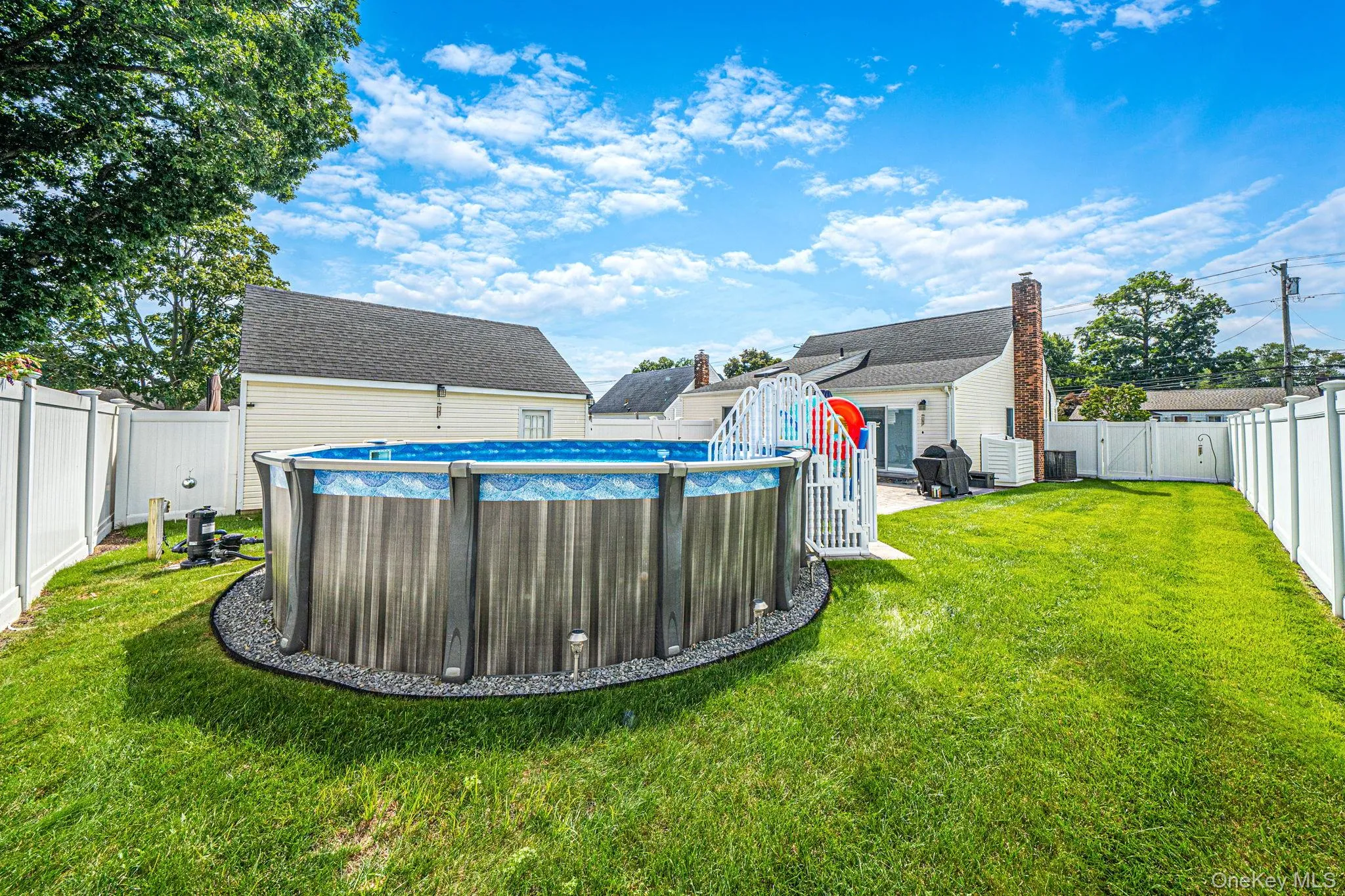 525 Secatogue Avenue, Babylon, NY, 2 Bedrooms Bedrooms, 7 Rooms Rooms,2 BathroomsBathrooms,Residential,For Rent,Secatogue,0,1050619 525 Secatogue Avenue, Babylon, NY, 2 Bedrooms Bedrooms, 7 Rooms Rooms,2 BathroomsBathrooms,Residential,For Rent,Secatogue,0,1050619