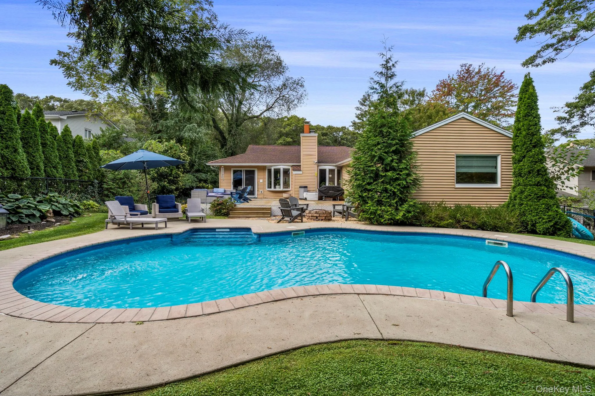 95 Patchogue Drive, Brookhaven, NY, 4 Bedrooms Bedrooms, 10 Rooms Rooms,3 BathroomsBathrooms,Residential,For Rent,Patchogue,0,1050621 95 Patchogue Drive, Brookhaven, NY, 4 Bedrooms Bedrooms, 10 Rooms Rooms,3 BathroomsBathrooms,Residential,For Rent,Patchogue,0,1050621