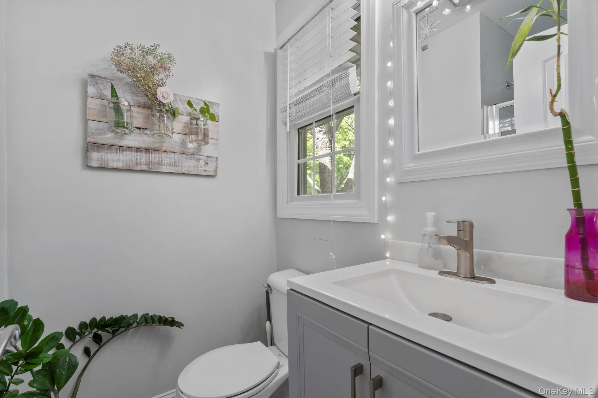 95 Patchogue Drive, Brookhaven, NY, 4 Bedrooms Bedrooms, 10 Rooms Rooms,3 BathroomsBathrooms,Residential,For Rent,Patchogue,0,1050621 95 Patchogue Drive, Brookhaven, NY, 4 Bedrooms Bedrooms, 10 Rooms Rooms,3 BathroomsBathrooms,Residential,For Rent,Patchogue,0,1050621