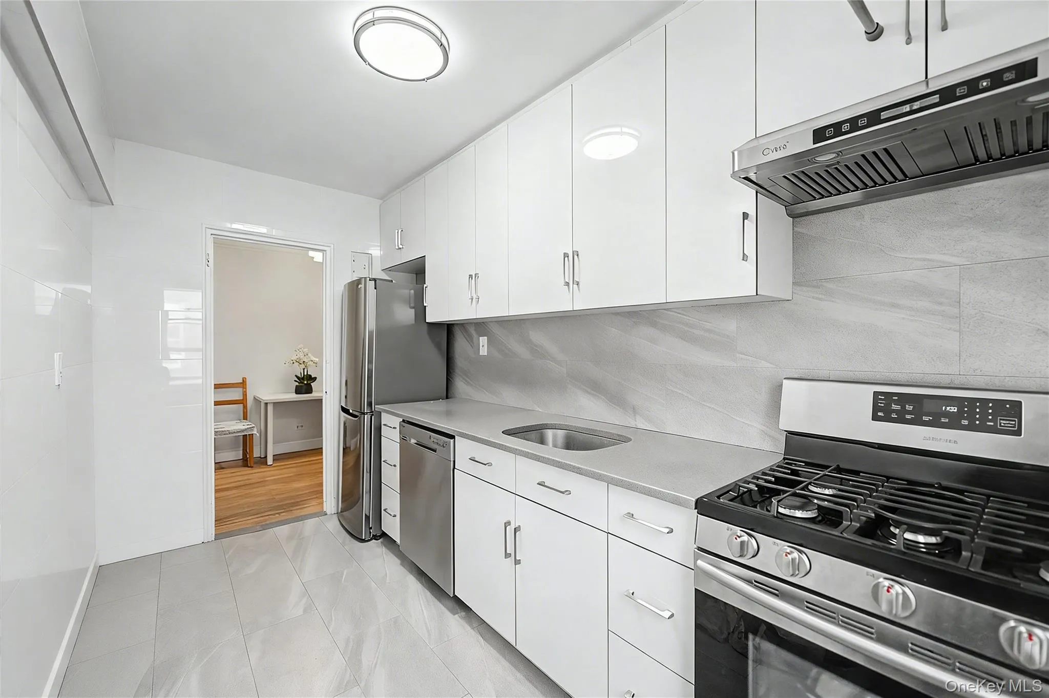 144-45 Sanford Avenue, New York, NY, 2 Bedrooms Bedrooms, 4 Rooms Rooms,1 BathroomBathrooms,Residential,For Rent,Sanford,0,1050622 144-45 Sanford Avenue, New York, NY, 2 Bedrooms Bedrooms, 4 Rooms Rooms,1 BathroomBathrooms,Residential,For Rent,Sanford,0,1050622