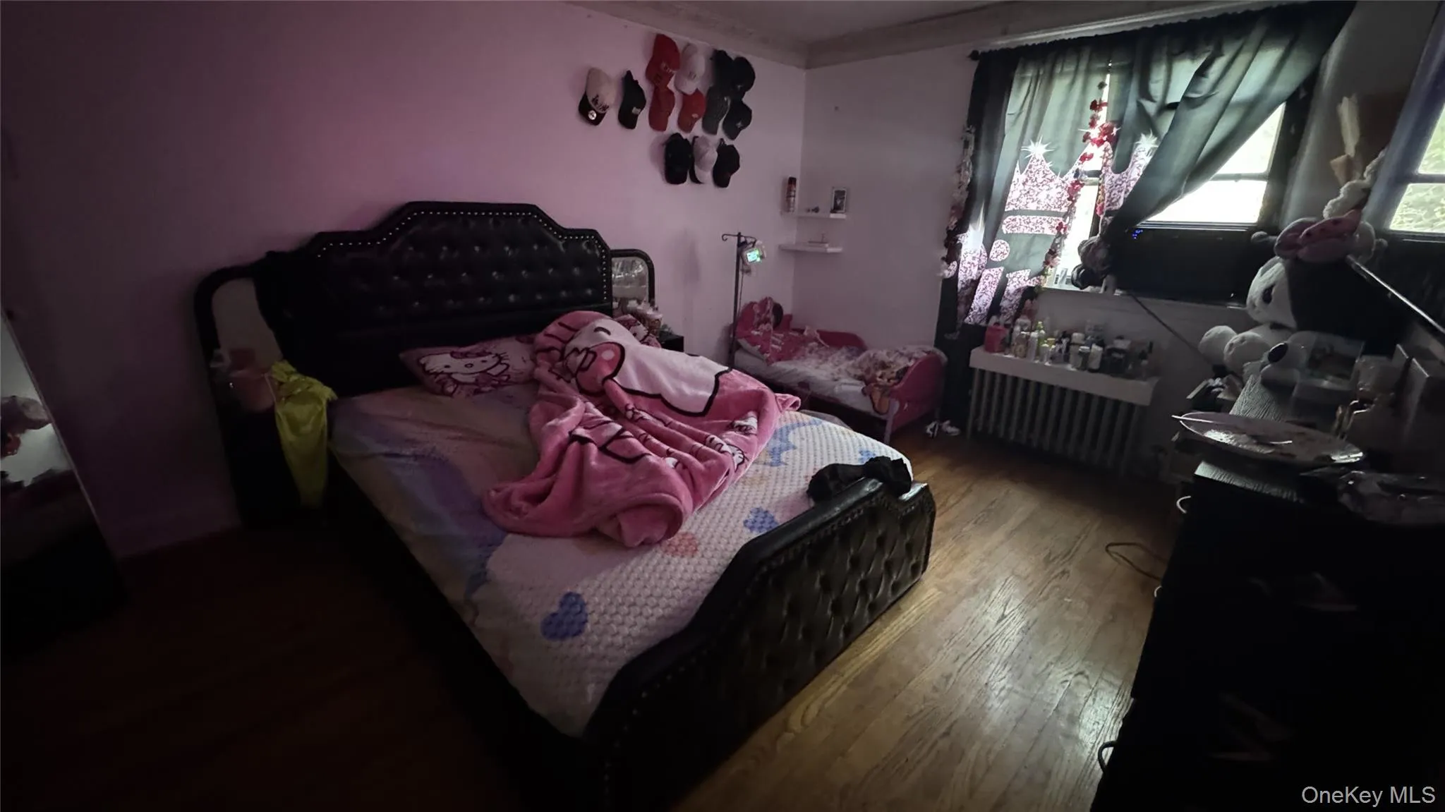 24-26 83rd Street, New York, NY, 3 Bedrooms Bedrooms, 7 Rooms Rooms,2 BathroomsBathrooms,Residential,For Rent,83rd,0,1050623 24-26 83rd Street, New York, NY, 3 Bedrooms Bedrooms, 7 Rooms Rooms,2 BathroomsBathrooms,Residential,For Rent,83rd,0,1050623